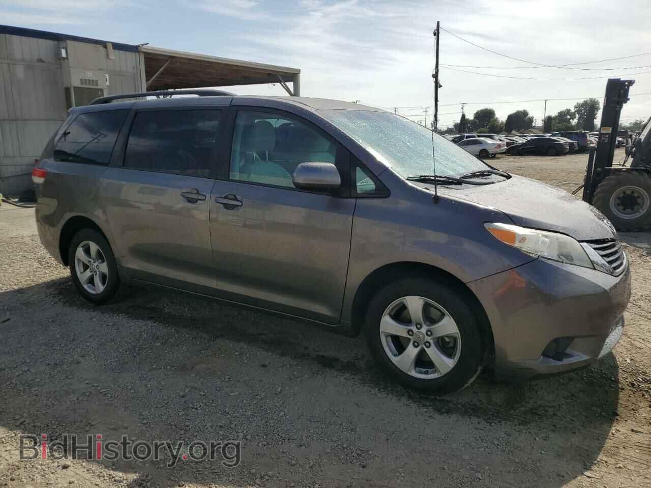 2012 TOYOTA SIENNA - VIN: 5TDKA3DC6CS010819 - Фото 4