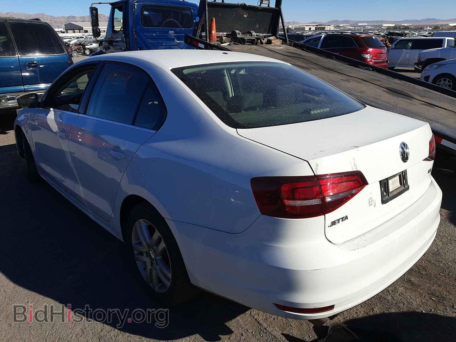 2017 VOLKSWAGEN JETTA - VIN: 3VW2B7AJ4HM228916 - Фото 3
