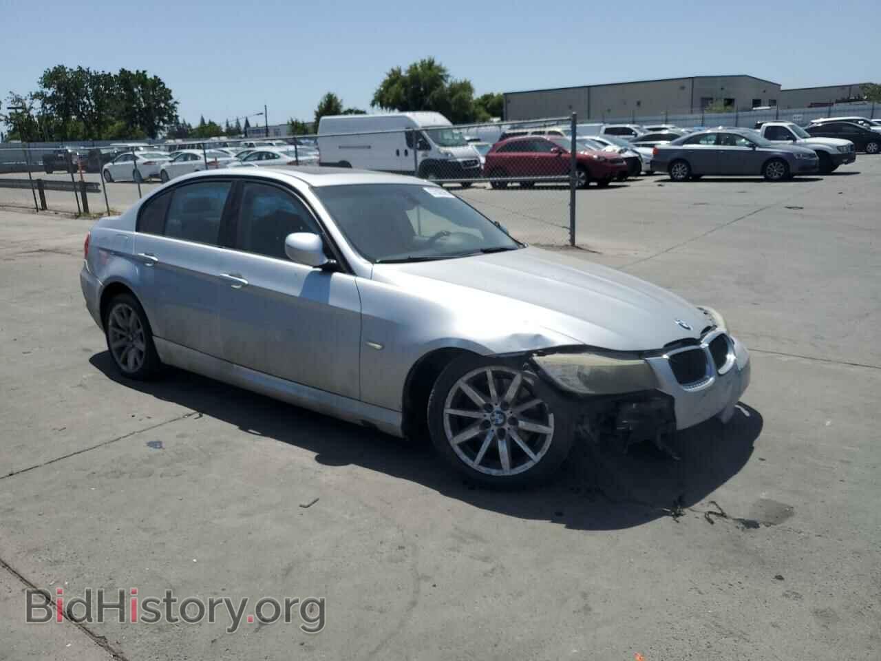 2011 BMW 3 SERIES - VIN: WBAPH5G59BNM76384 - Фото 4