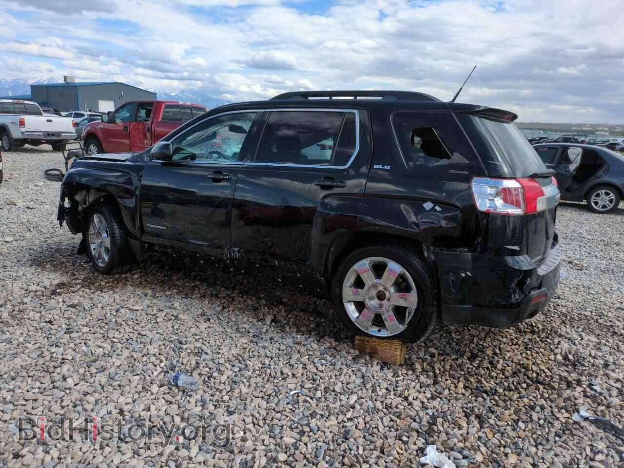 2011 GMC TERRAIN - VIN: 2CTFLTE55B6291455 - Photo 2