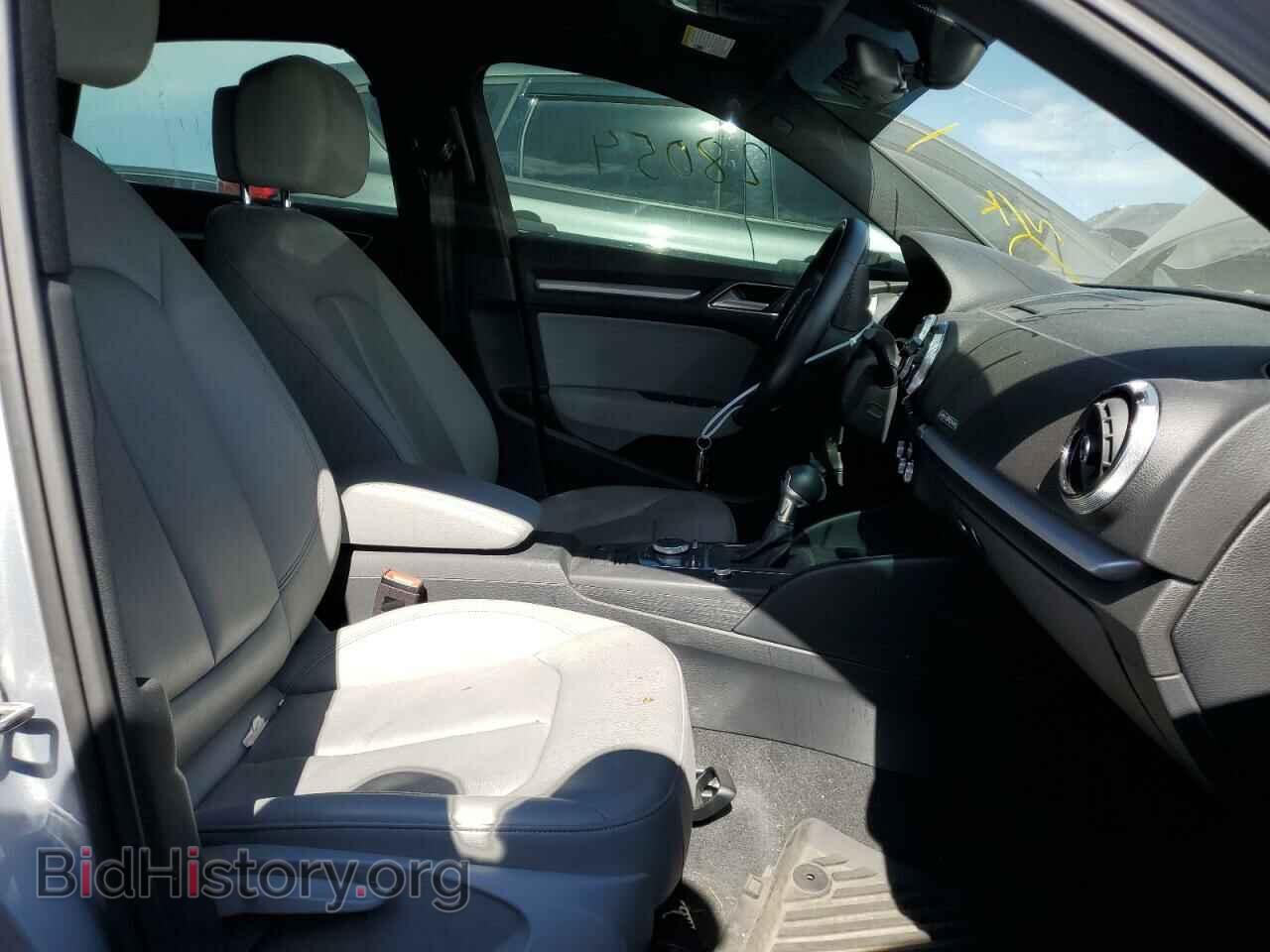 2019 AUDI A3 - VIN: WAUBEGFFXKA118694 - Фото 5