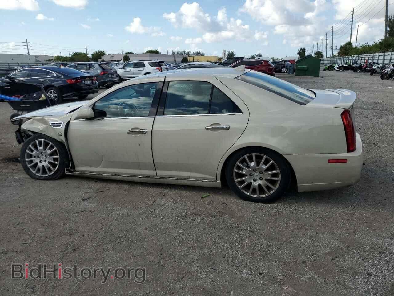 2011 CADILLAC STS - VIN: 1G6DX6ED6B0156805 - Фото 2