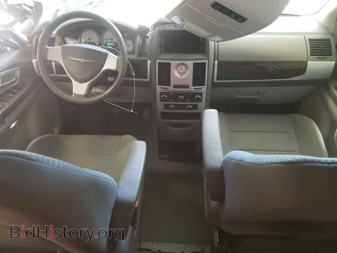 2010 CHRYSLER MINIVAN - VIN: 2A4RR5D16AR491589 - Фото 8