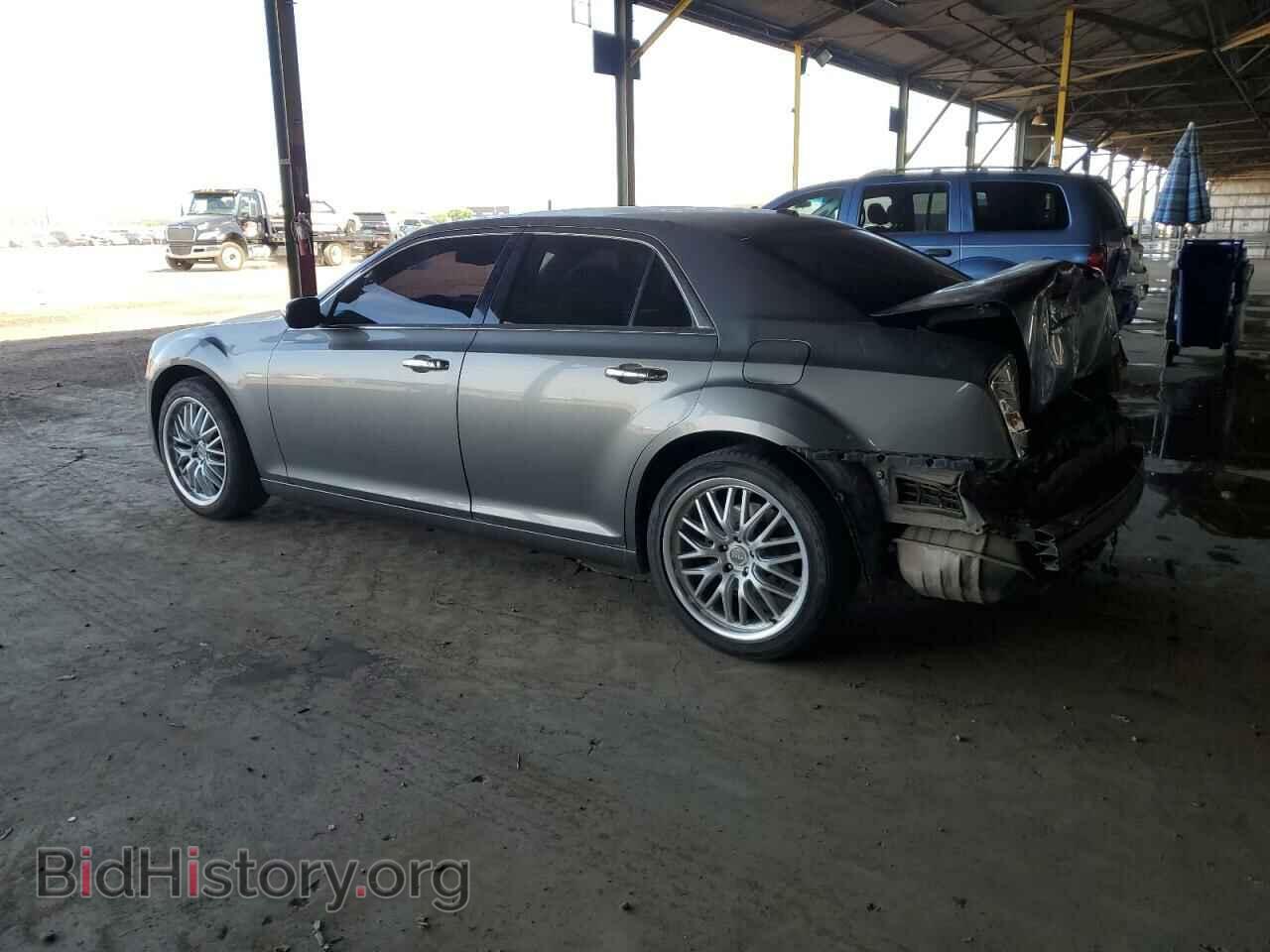 2012 CHRYSLER 300 - VIN: 2C3CCACG2CH223549 - Photo 2