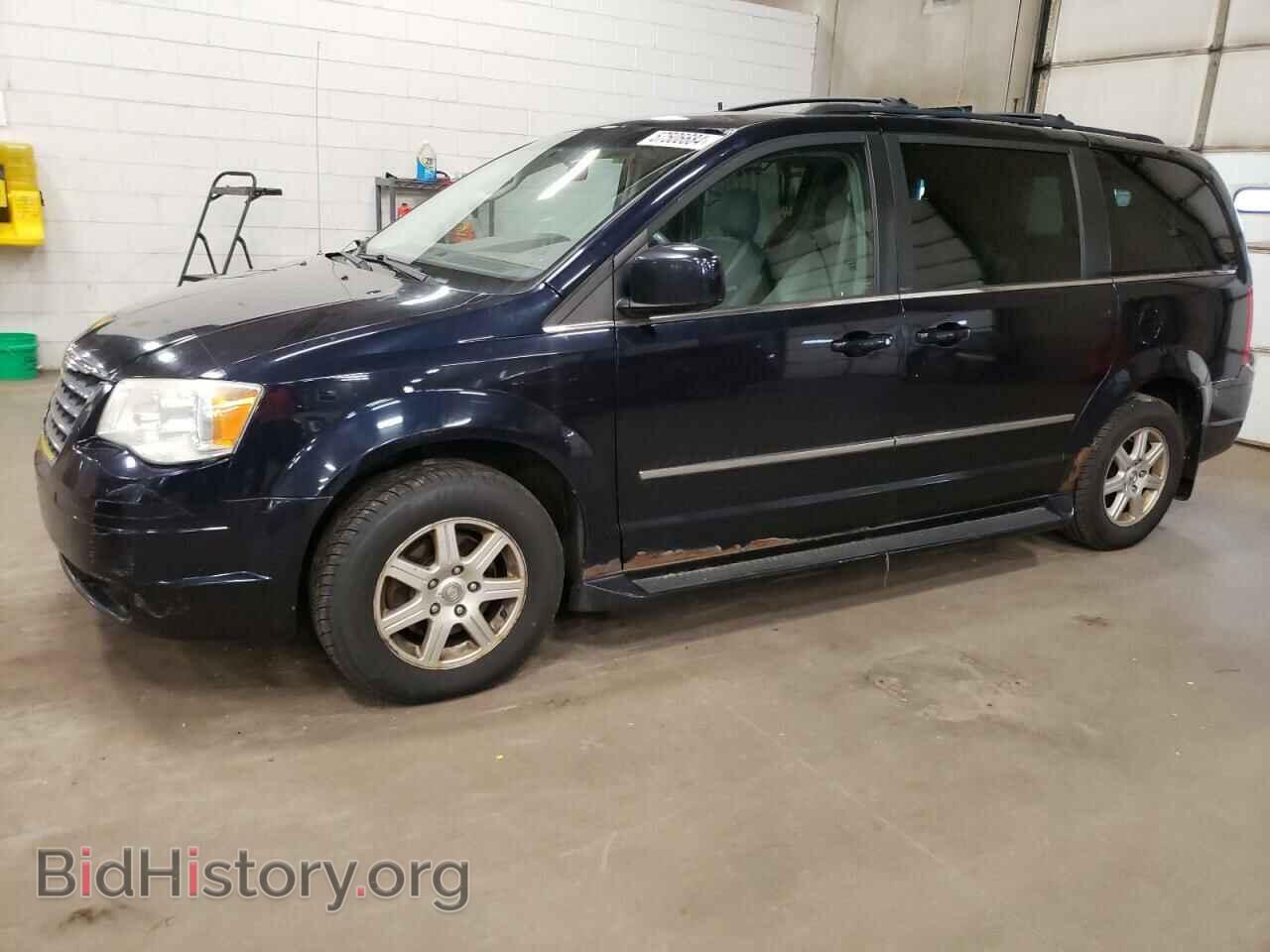 Photo 2A4RR5D14AR140972 - CHRYSLER MINIVAN 2010
