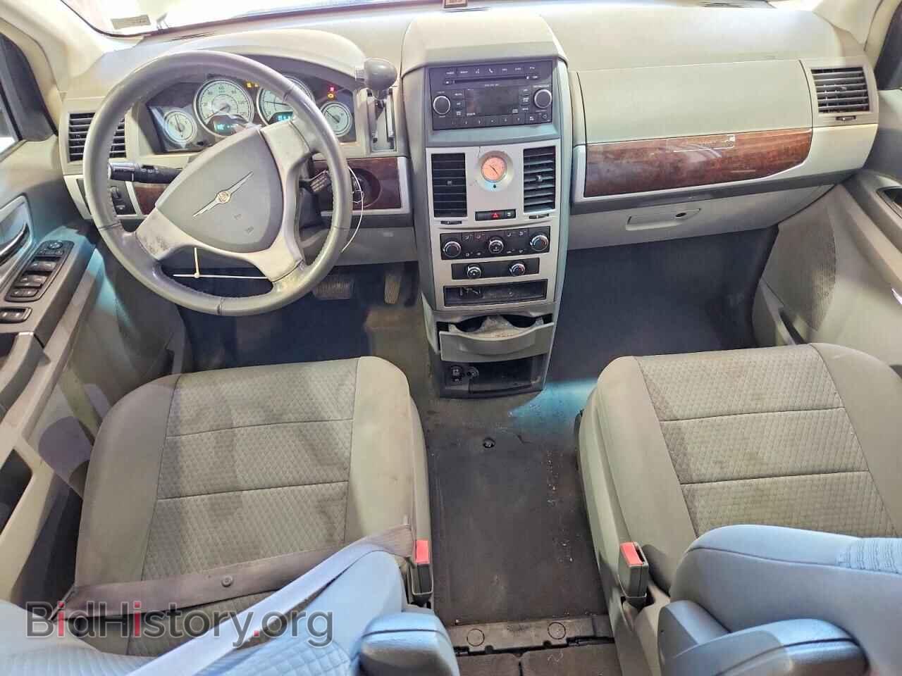 2010 CHRYSLER MINIVAN - VIN: 2A4RR5D16AR131979 - Фото 8