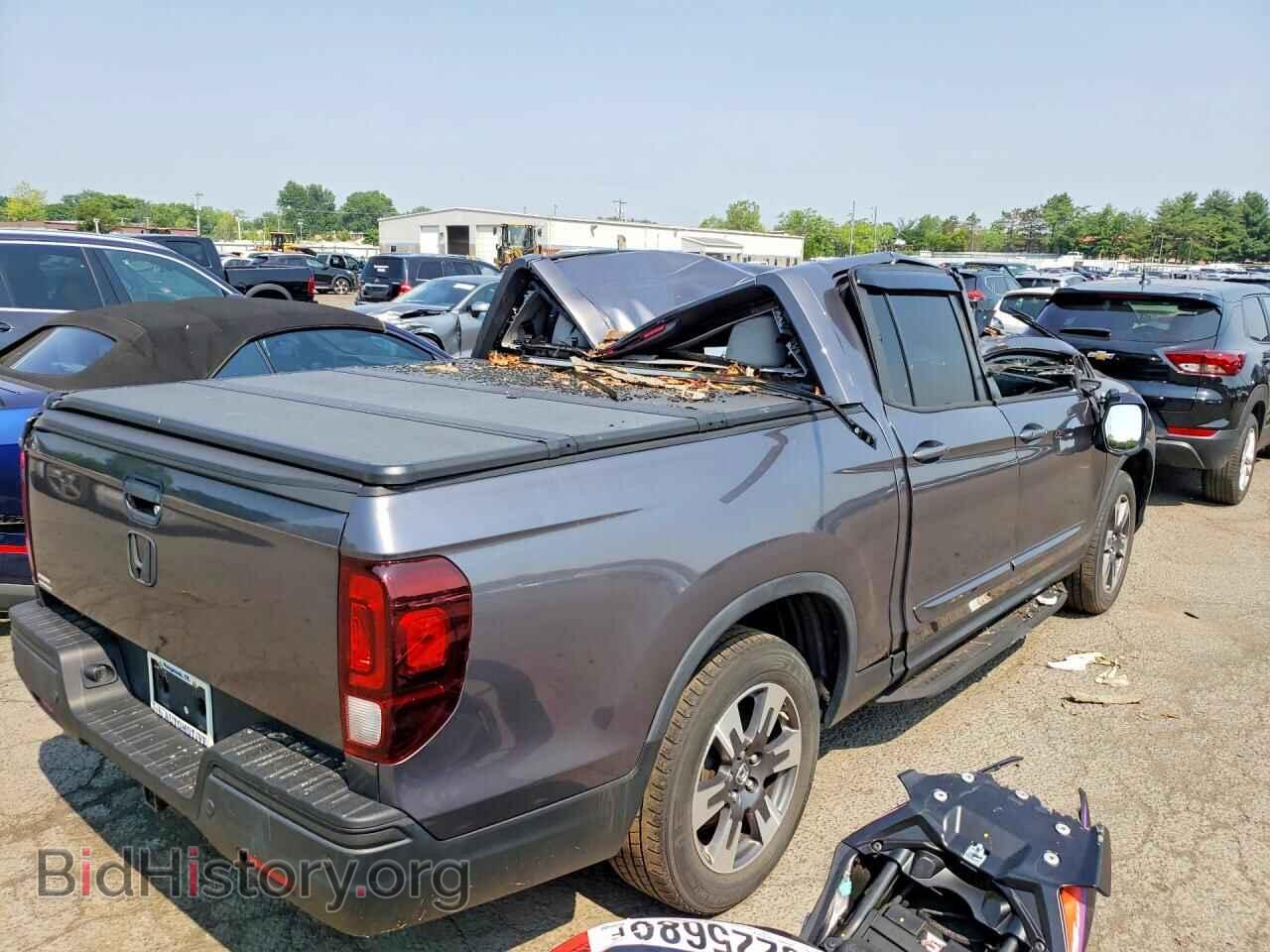 2017 HONDA RIDGELINE - VIN: 5FPYK3F65HB007024 - Photo 3