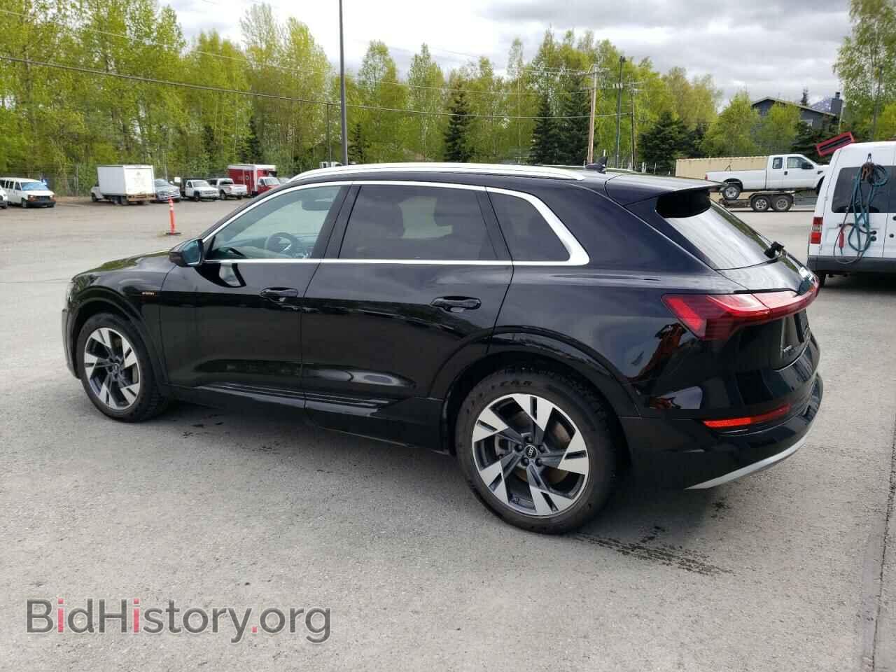 2022 AUDI E-TRON - VIN: WA1AAAGE3NB023710 - Photo 2