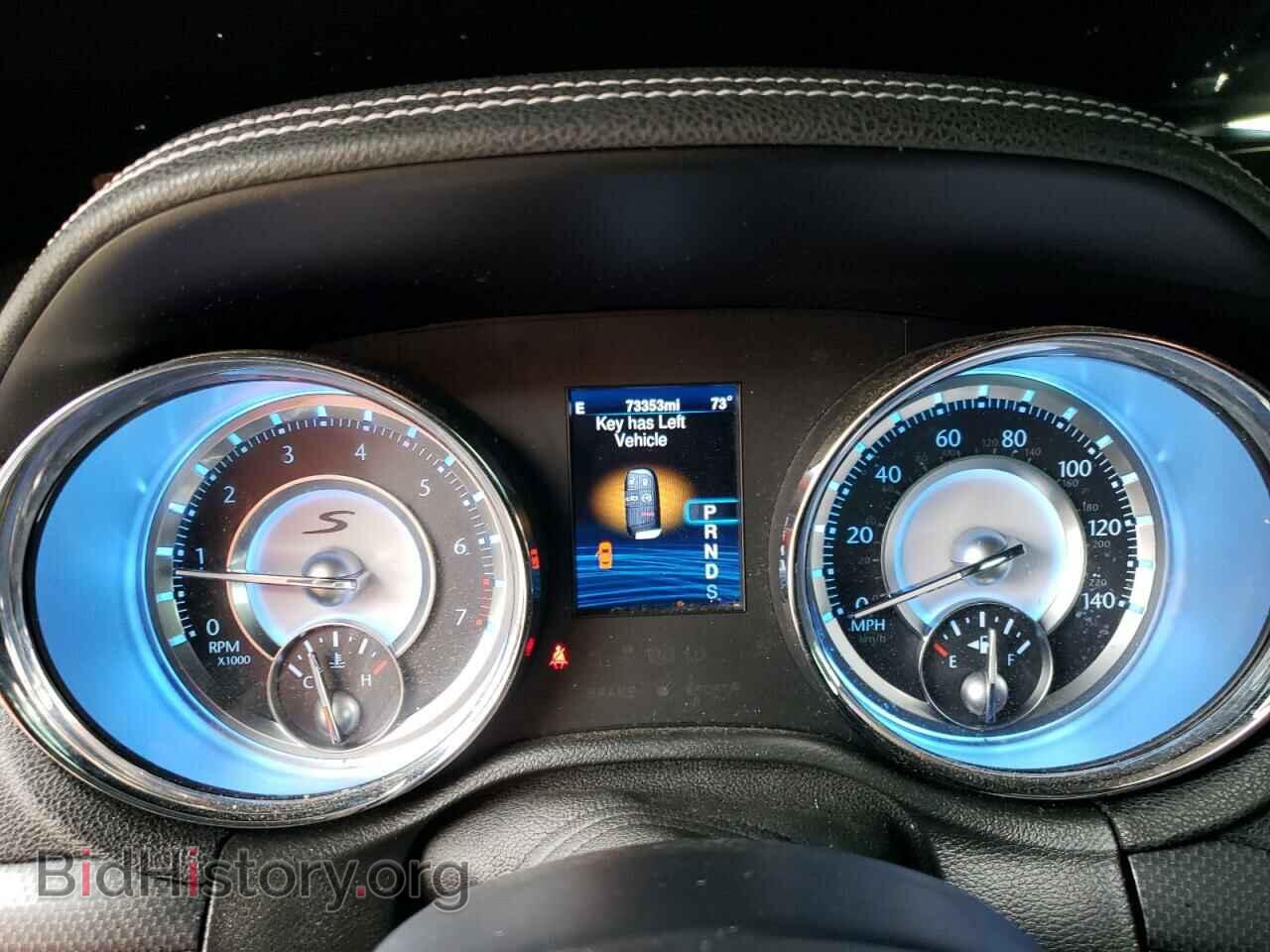 2014 CHRYSLER 300 - VIN: 2C3CCAGG3EH374509 - Фото 9