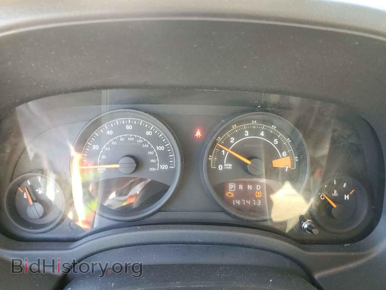2014 JEEP COMPASS - VIN: 1C4NJCBA3ED643341 - Фото 9