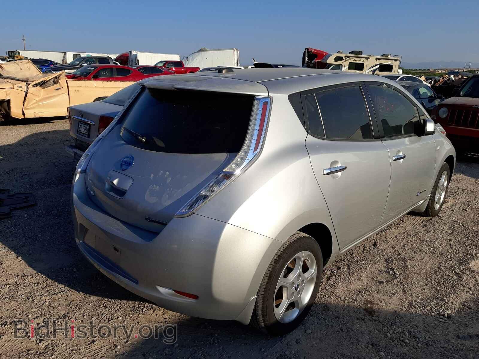 2011 NISSAN LEAF - VIN: JN1AZ0CP8BT004112 - Фото 4