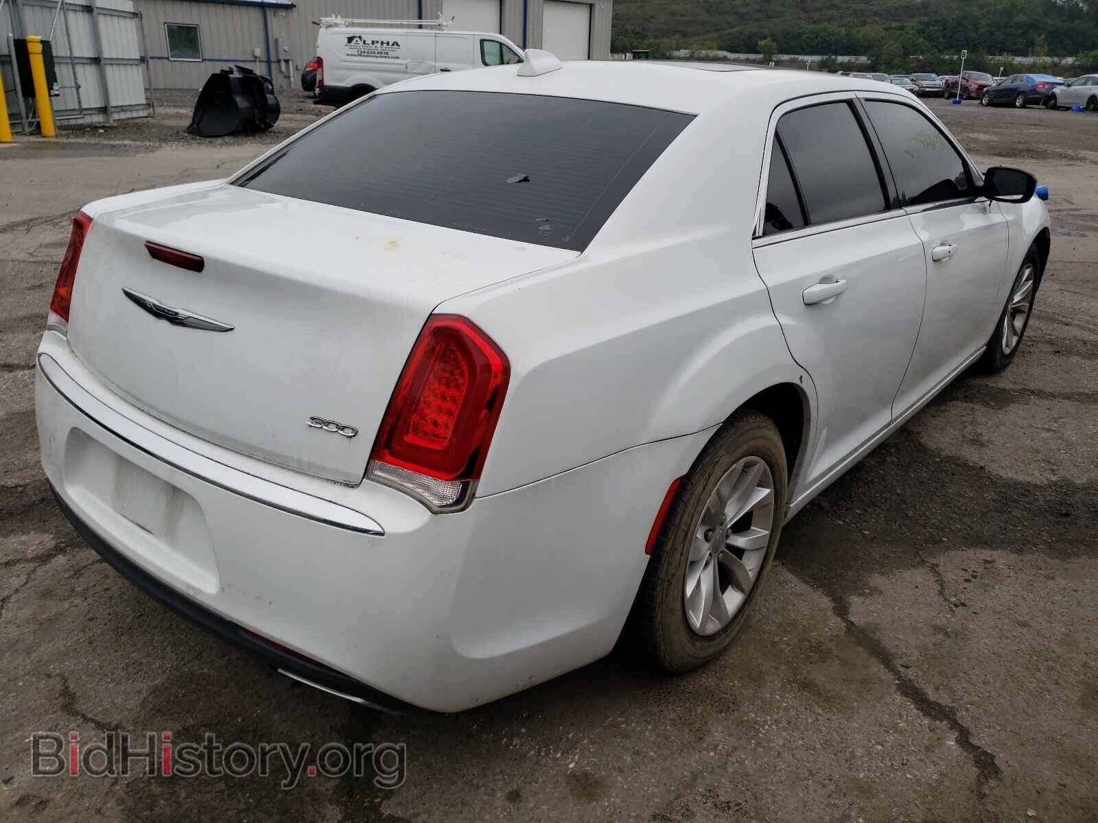 2016 CHRYSLER 300 - VIN: 2C3CCAAG9GH216509 - Фото 4
