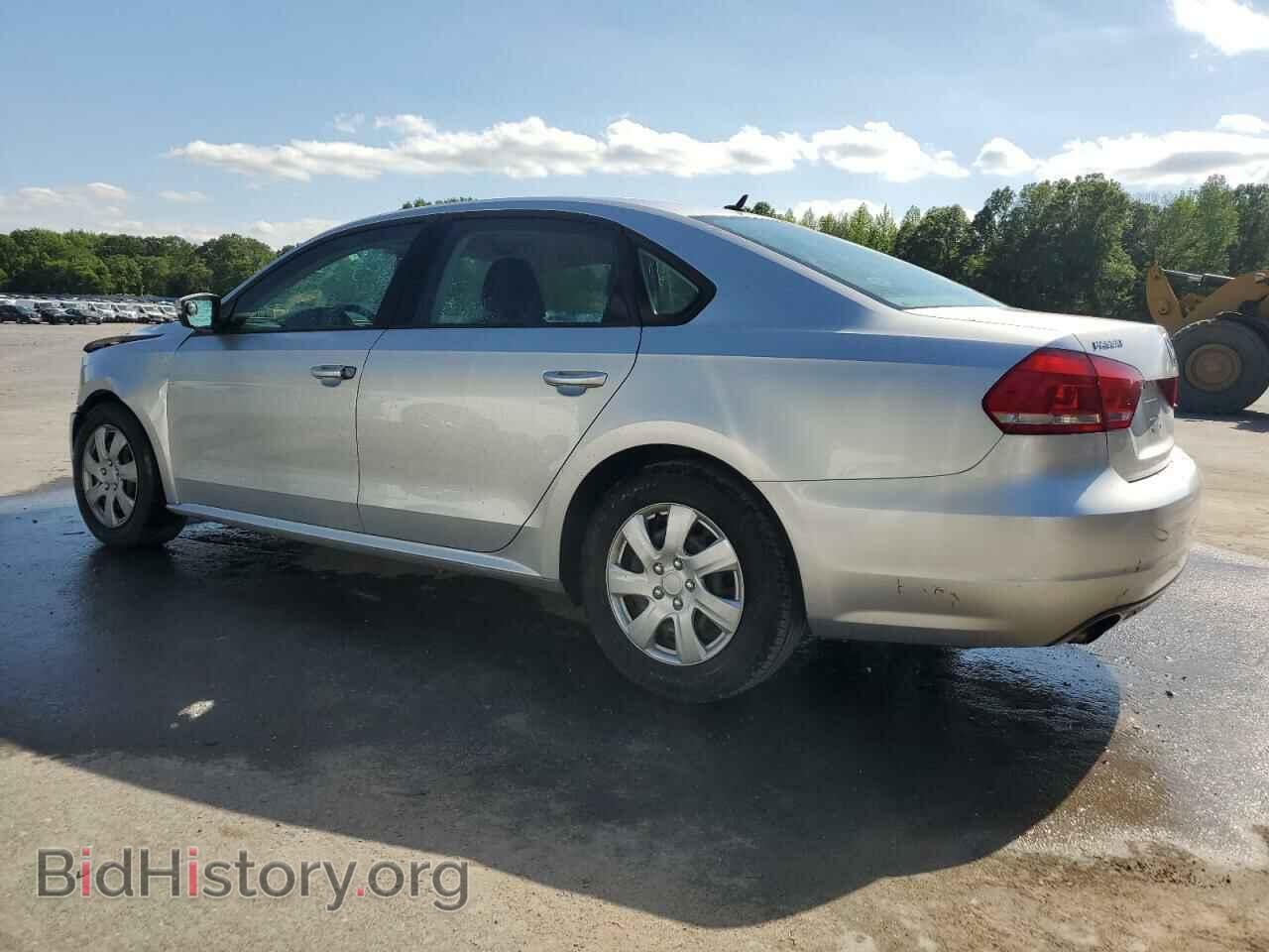 2015 VOLKSWAGEN PASSAT - VIN: 1VWAT7A32FC044082 - Фото 2