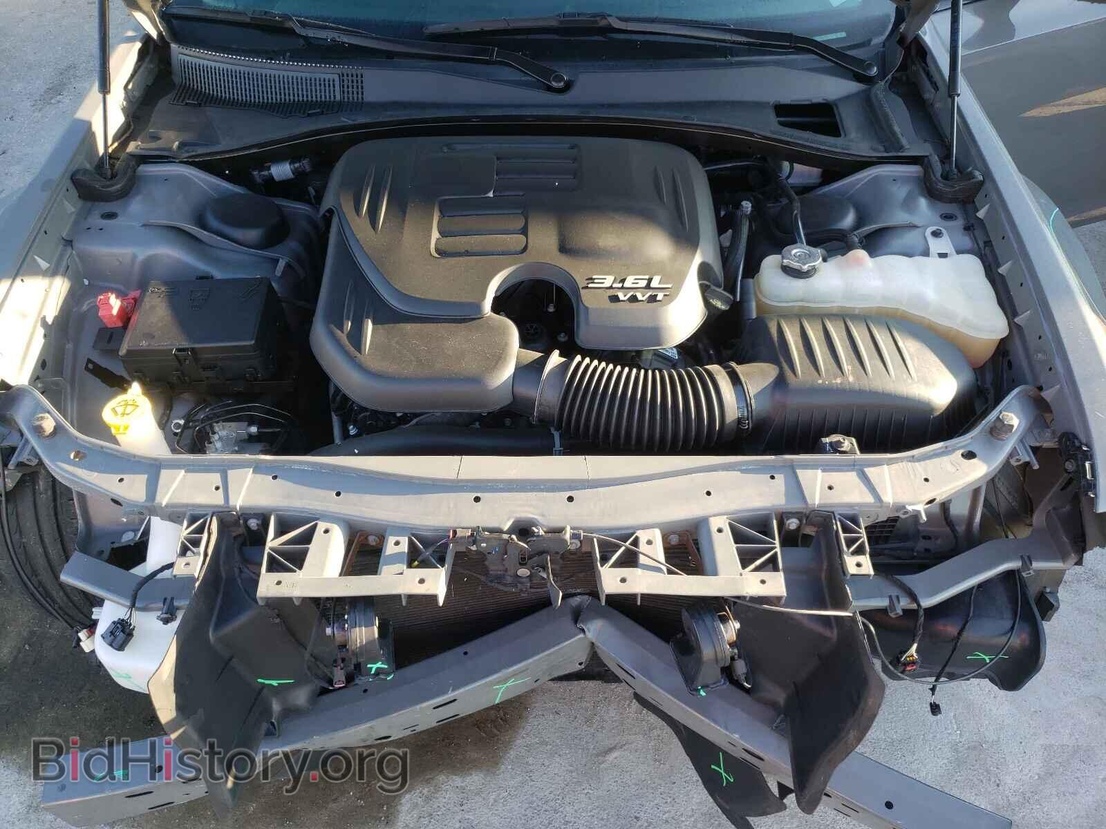2019 CHRYSLER 300 - VIN: 2C3CCABG7KH689493 - Фото 7