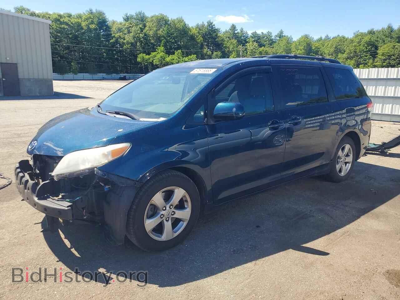 Фотография 5TDKK3DC4BS038338 - TOYOTA SIENNA 2011