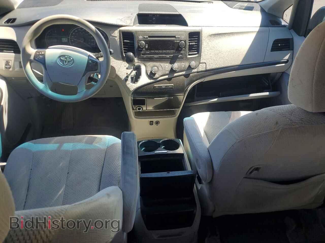 2011 TOYOTA SIENNA - VIN: 5TDKK3DC4BS038338 - Фото 8