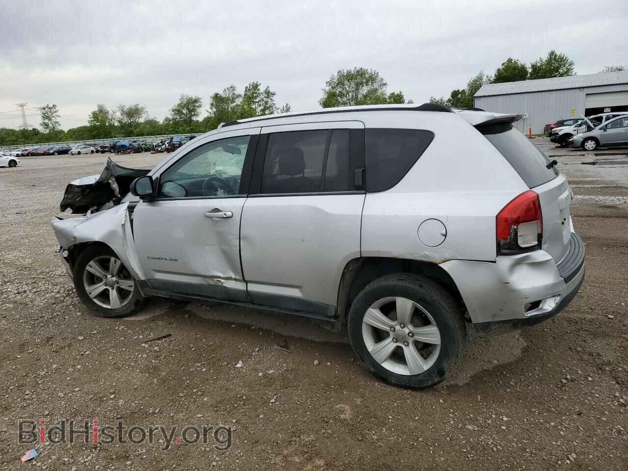 2011 JEEP COMPASS - VIN: 1J4NT1FB4BD176602 - Фото 2