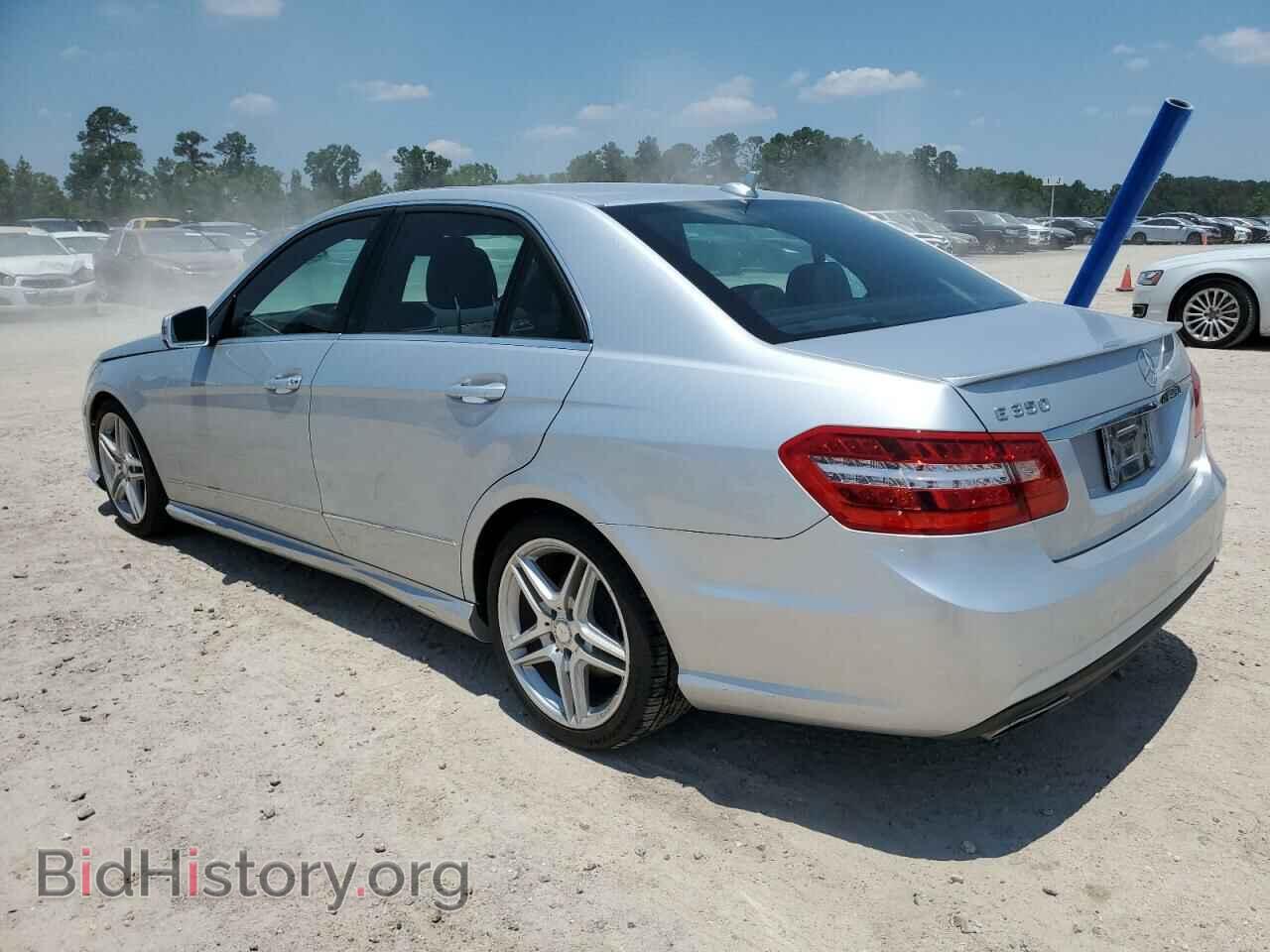 2011 MERCEDES-BENZ E-CLASS - VIN: WDDHF5GB2BA507765 - Фото 2