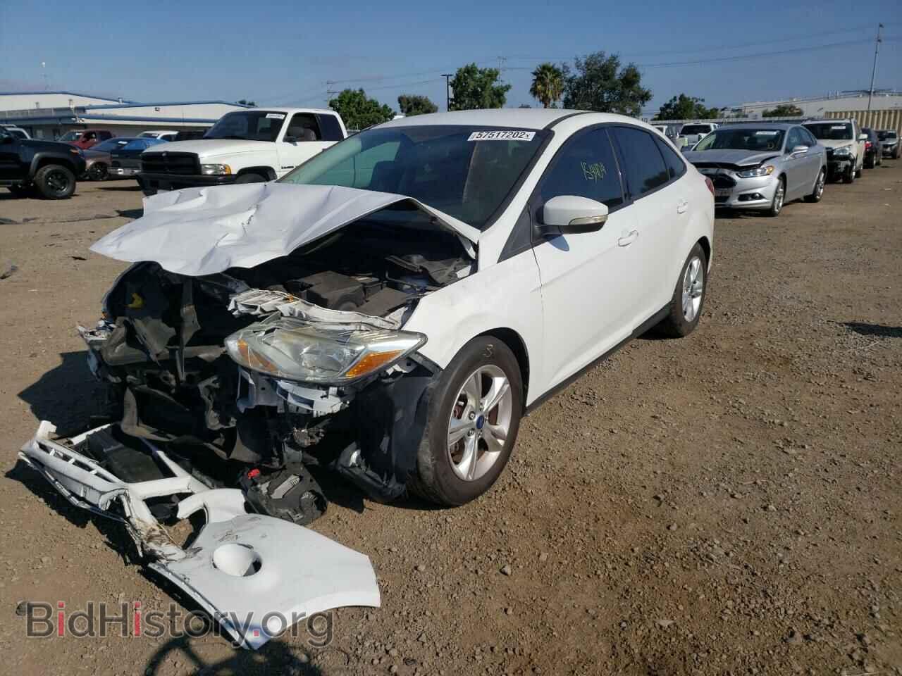 2014 FORD FOCUS - VIN: 1FADP3F2XEL255175 - Photo 2