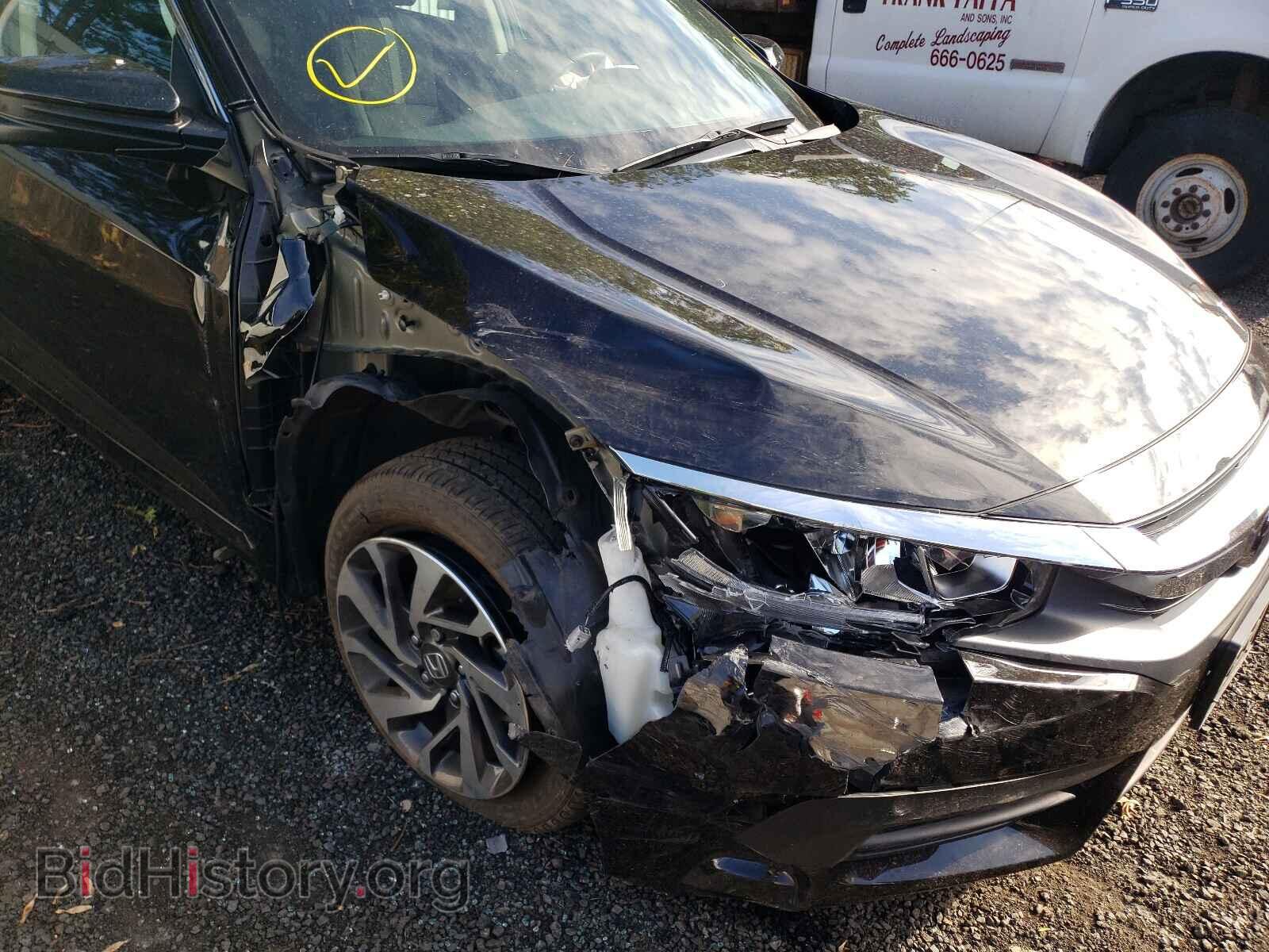 2018 HONDA CIVIC - VIN: 2HGFC2F71JH528050 - Фото 9