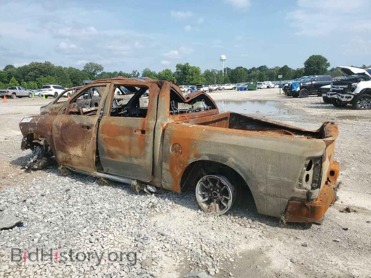 2016 RAM 1500 - VIN: 1C6RR7YT3GS395348 - Фото 2
