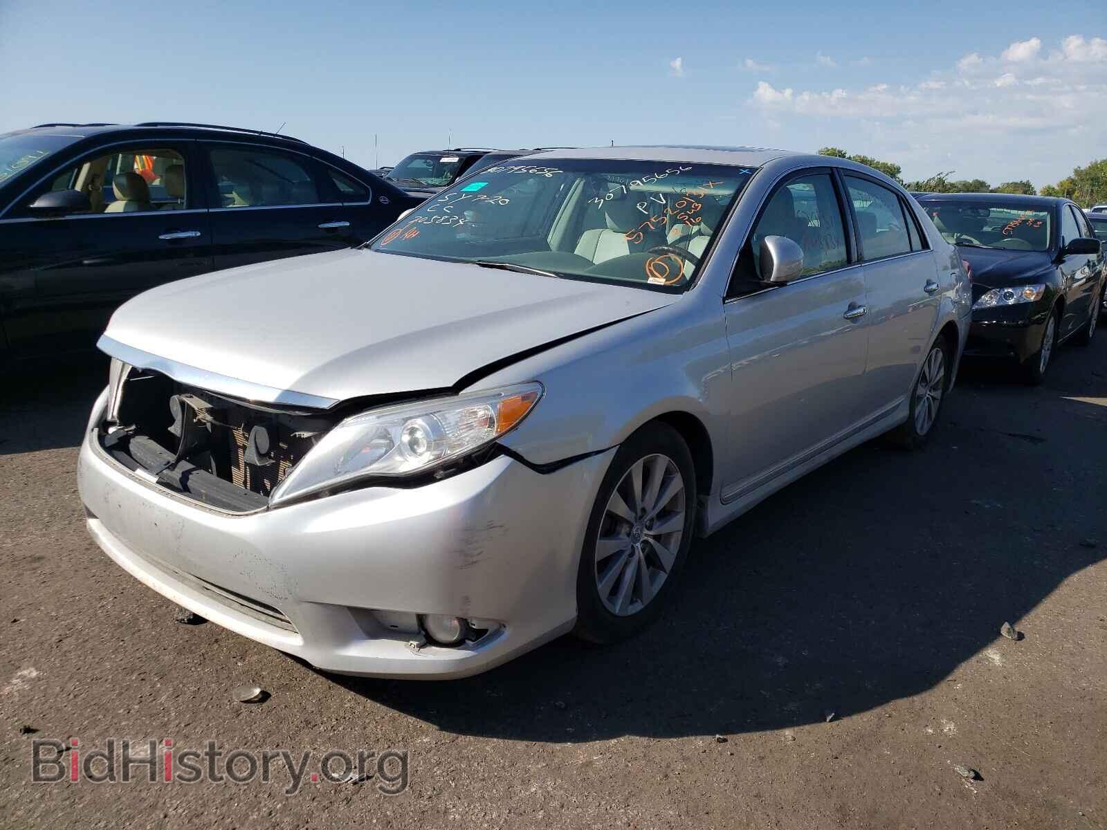 2011 TOYOTA AVALON - VIN: 4T1BK3DB3BU426952 - Фото 2