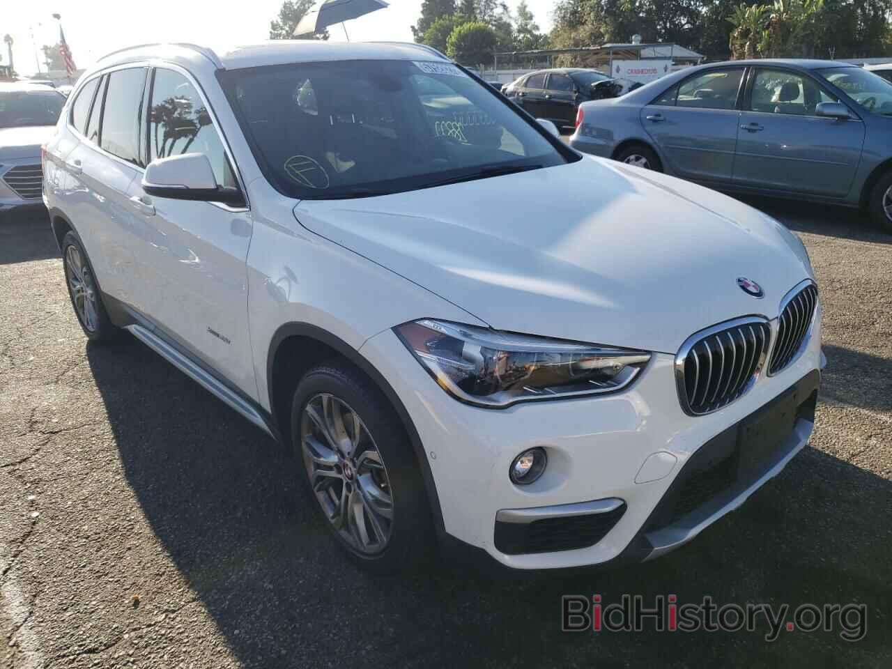 Photo WBXHT3Z35H4A57815 - BMW X1 2017