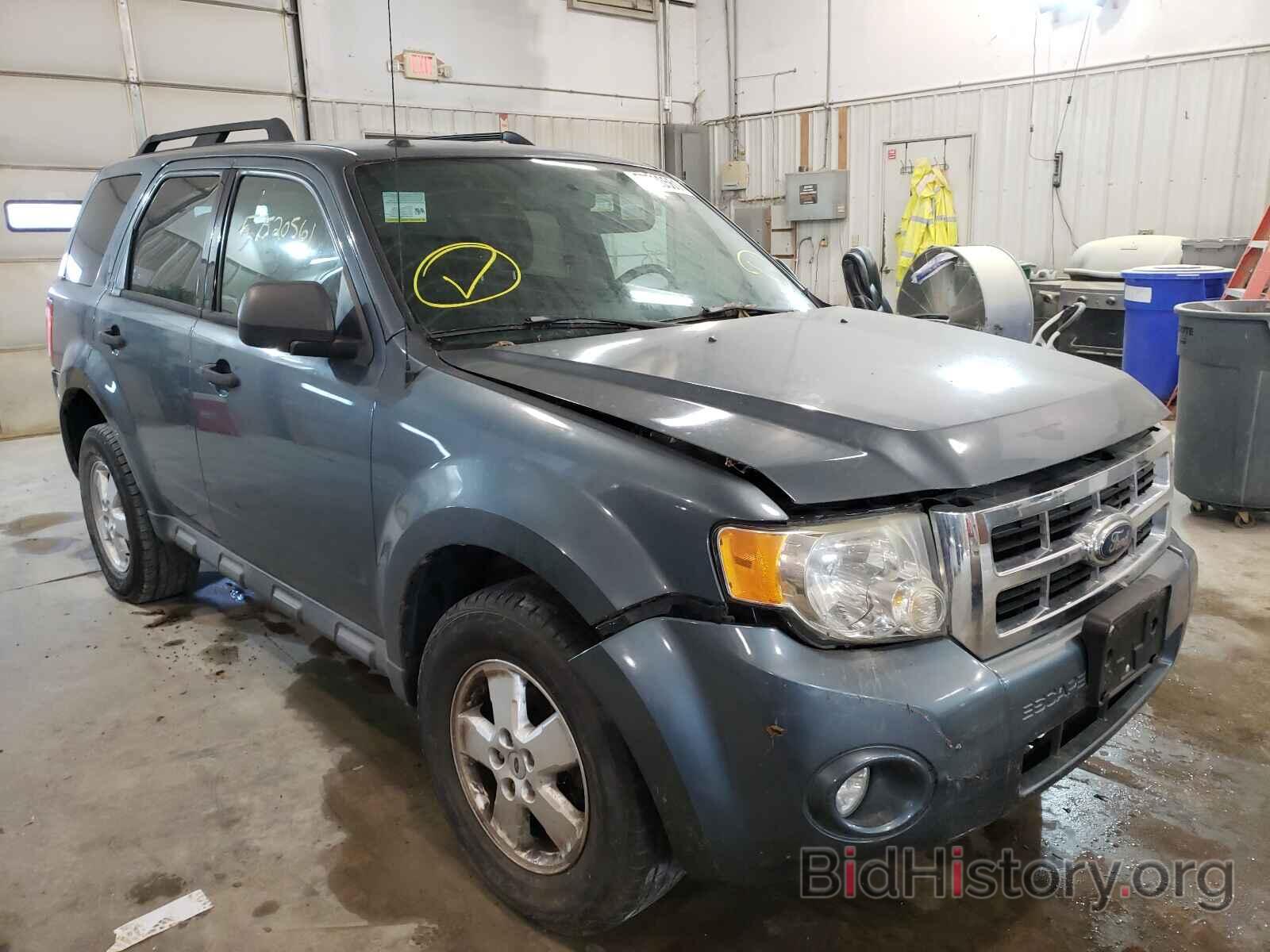 Photo 1FMCU0D79AKA32861 - FORD ESCAPE 2010