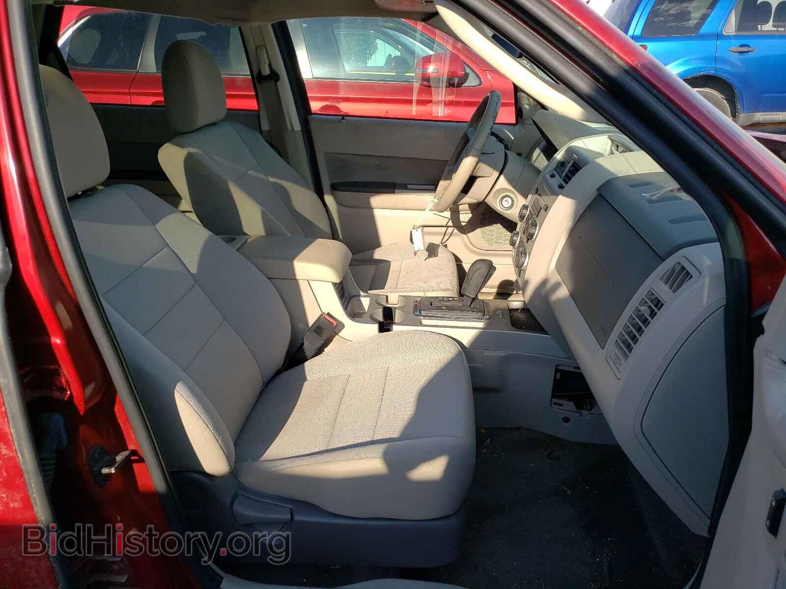 2011 FORD ESCAPE - VIN: 1FMCU0D73BKA66196 - Фото 5