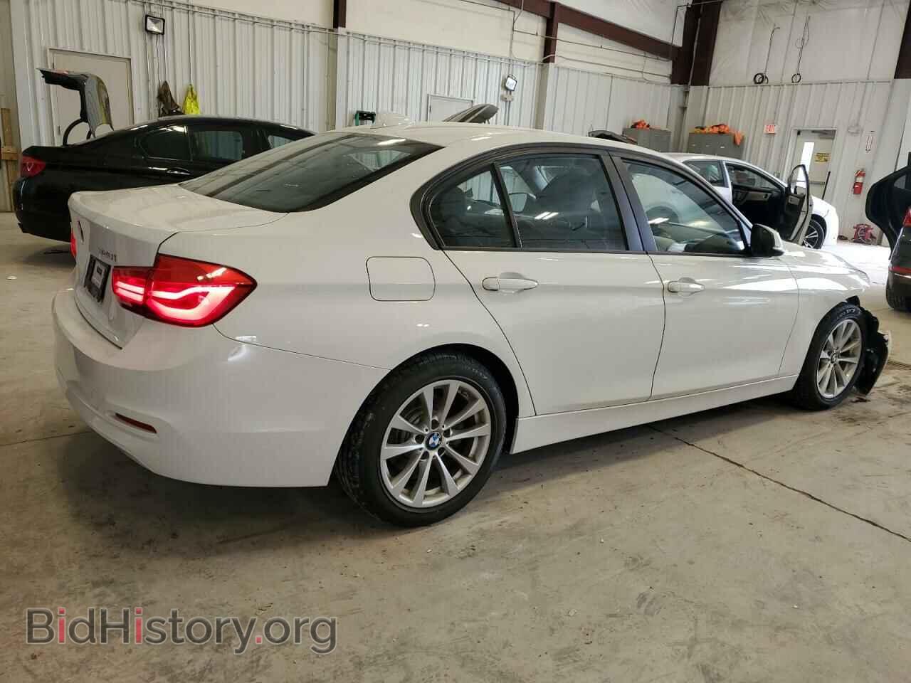 2017 BMW 3 SERIES - VIN: WBA8A3C32HK692265 - Фото 3