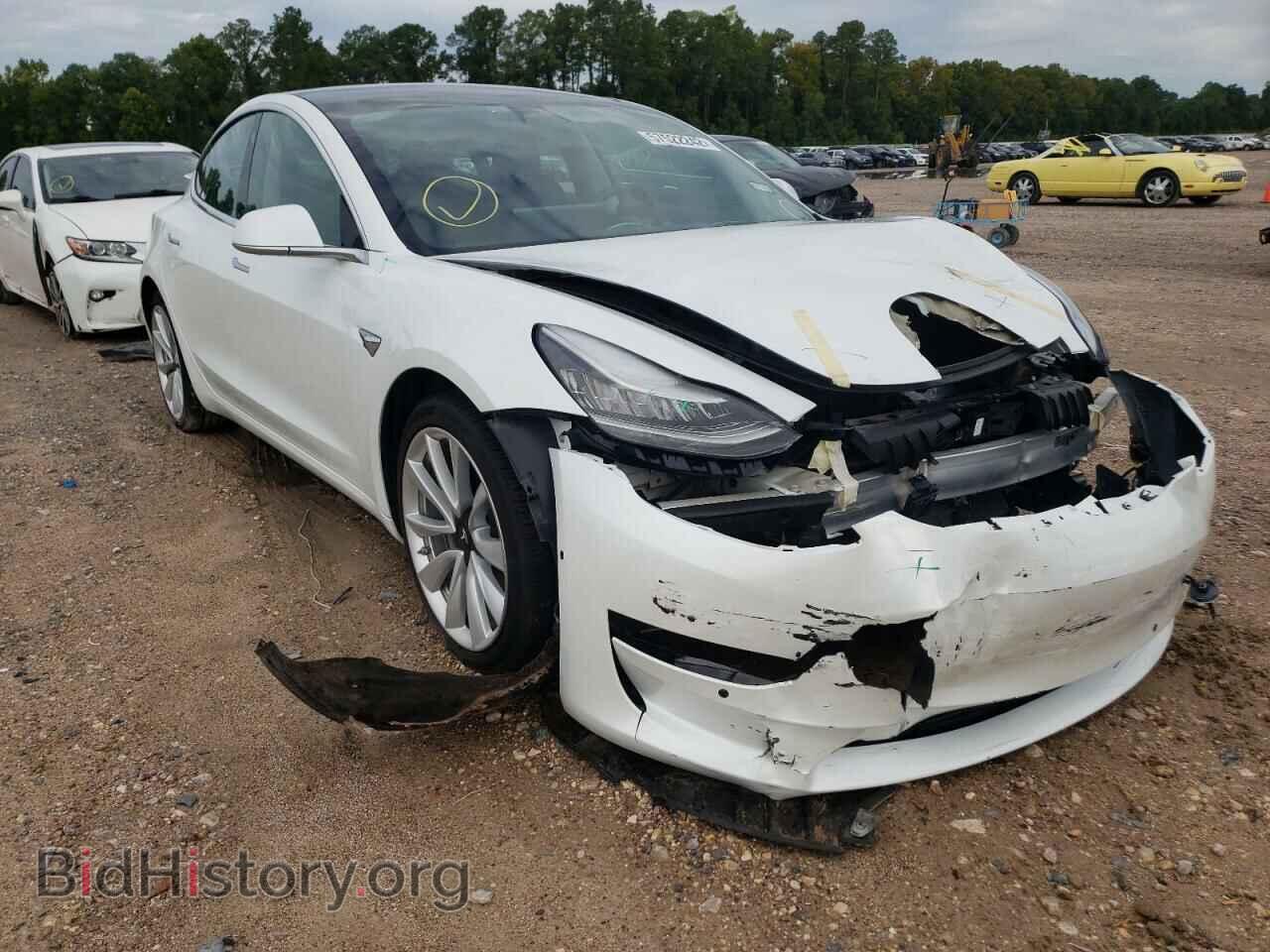 Photo 5YJ3E1EB1KF390125 - TESLA MODEL 3 2019