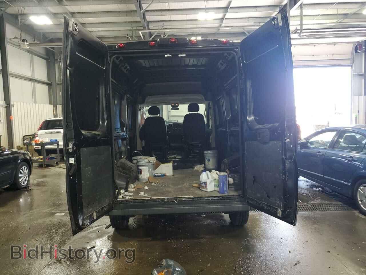 2018 RAM All Models - VIN: 3C6TRVBG4JE128543 - Фото 6