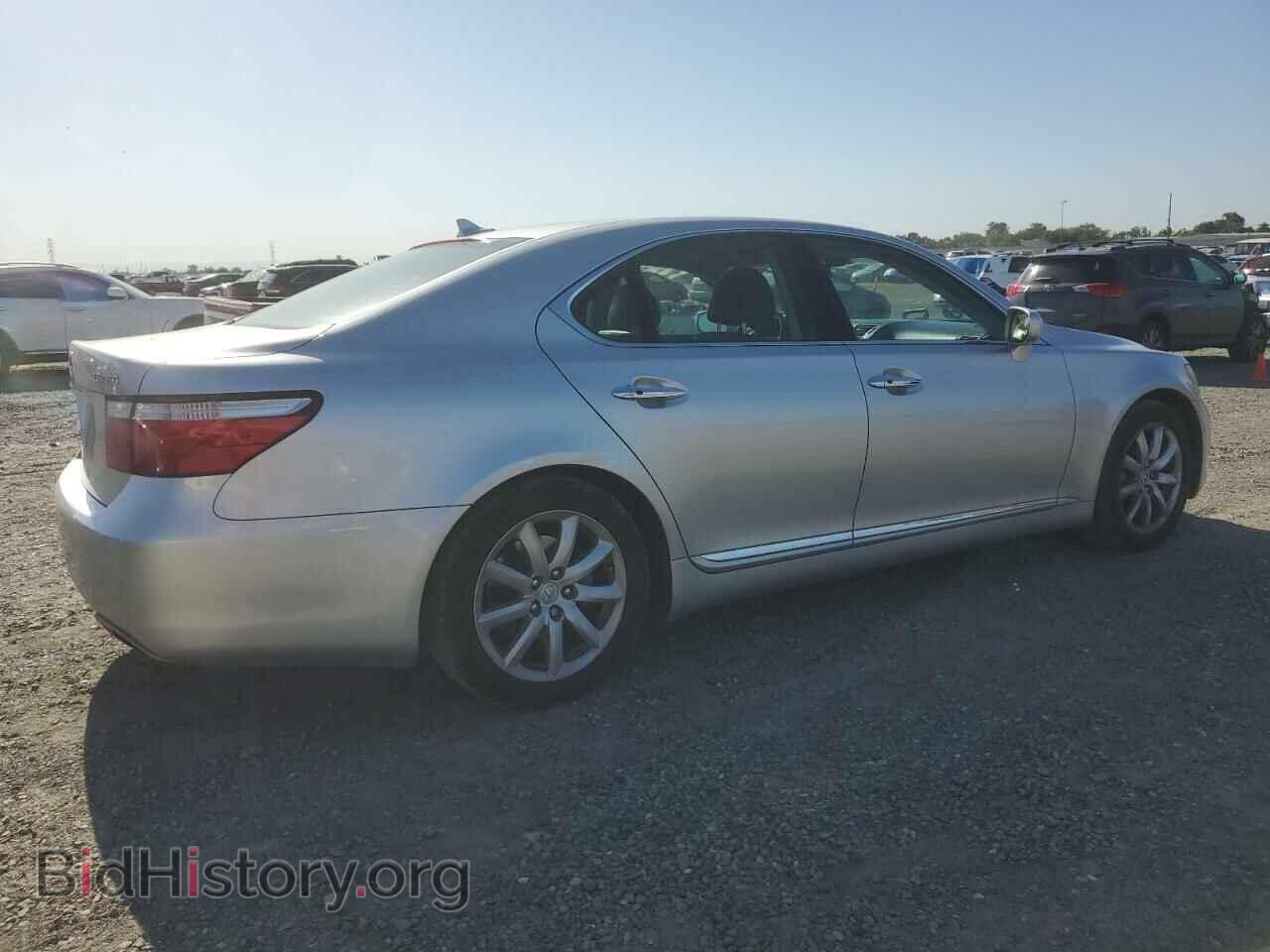 2007 LEXUS LS460 - VIN: JTHBL46F575040217 - Photo 3