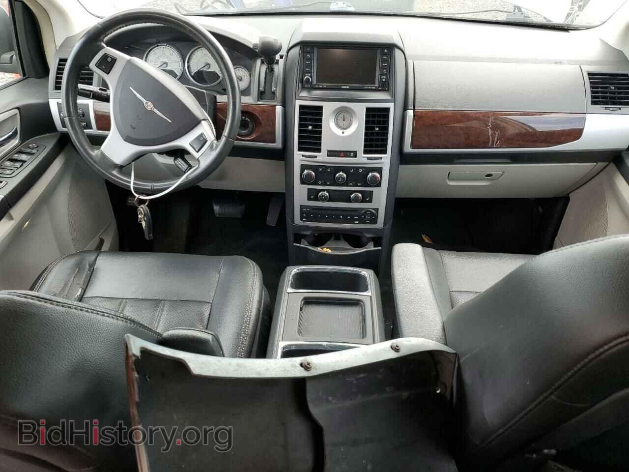2010 CHRYSLER MINIVAN - VIN: 2A4RR8D16AR404999 - Photo 8