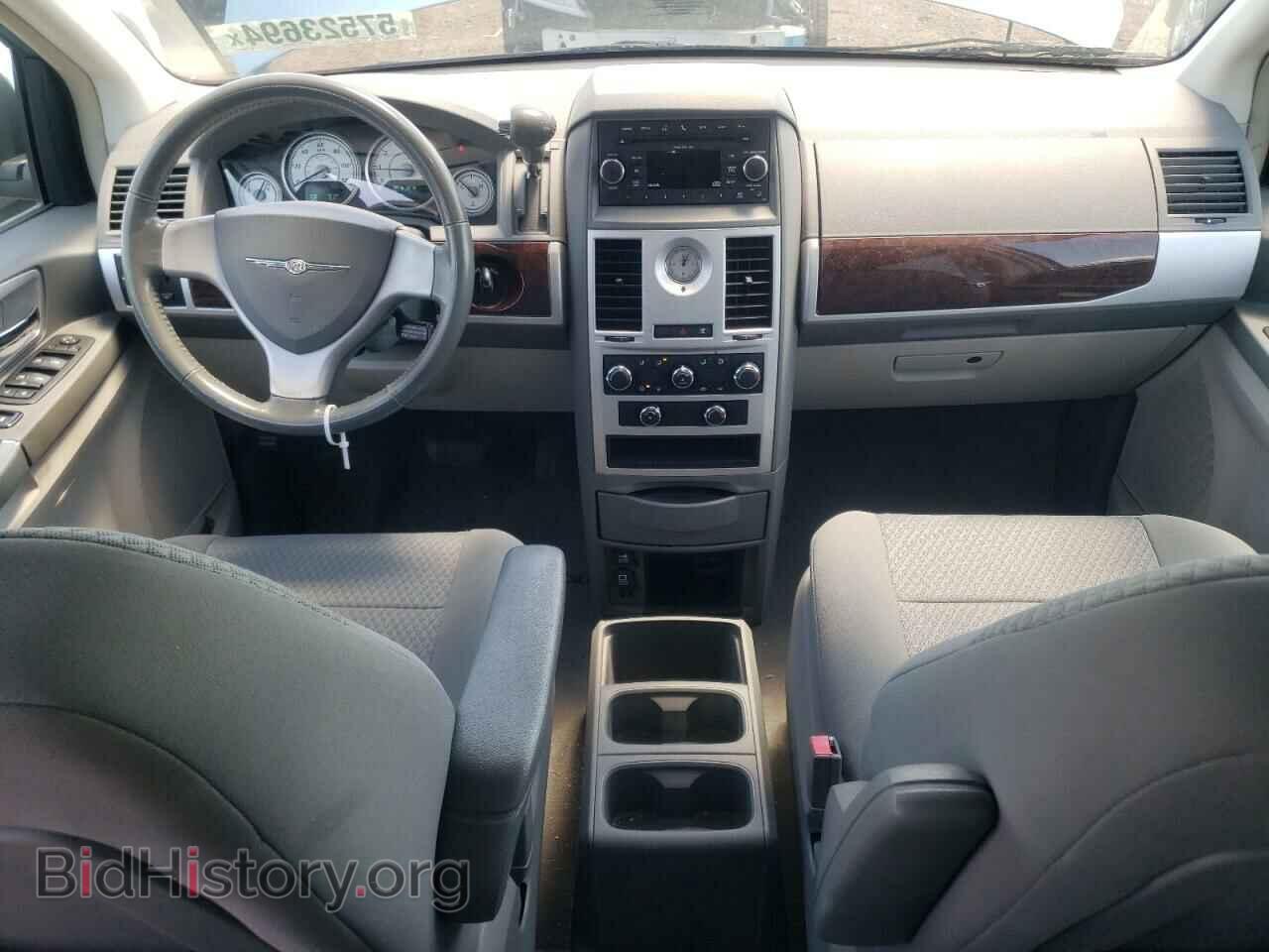 2010 CHRYSLER MINIVAN - VIN: 2A4RR5D14AR319013 - Фото 8