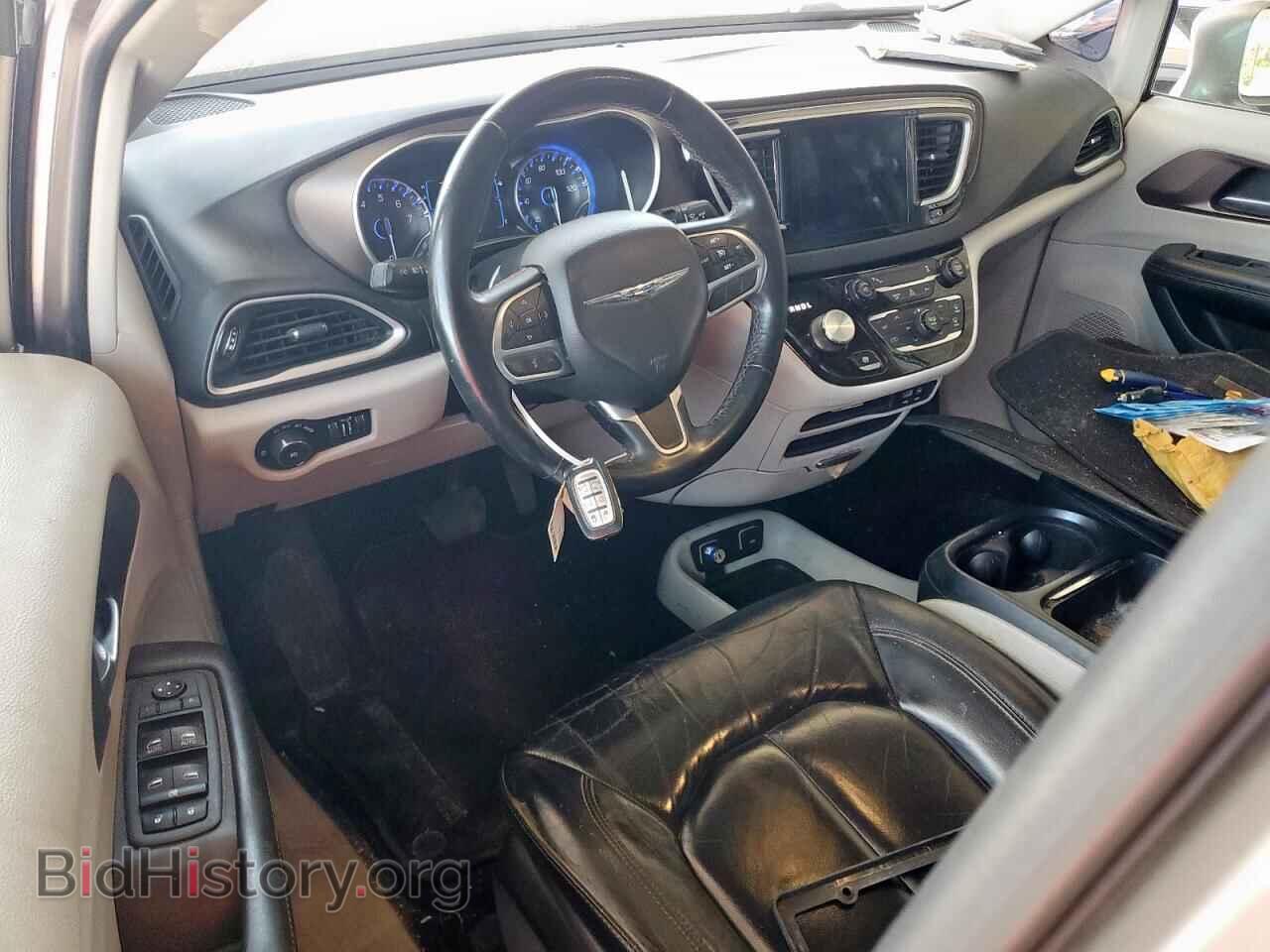 2017 CHRYSLER PACIFICA - VIN: 2C4RC1BG8HR576256 - Photo 8