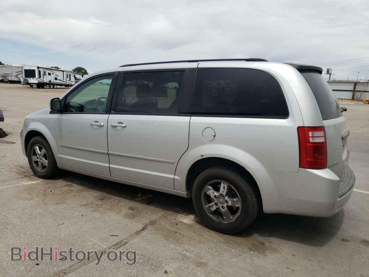 2010 DODGE CARAVAN - VIN: 2D4RN5D10AR458561 - Фото 2