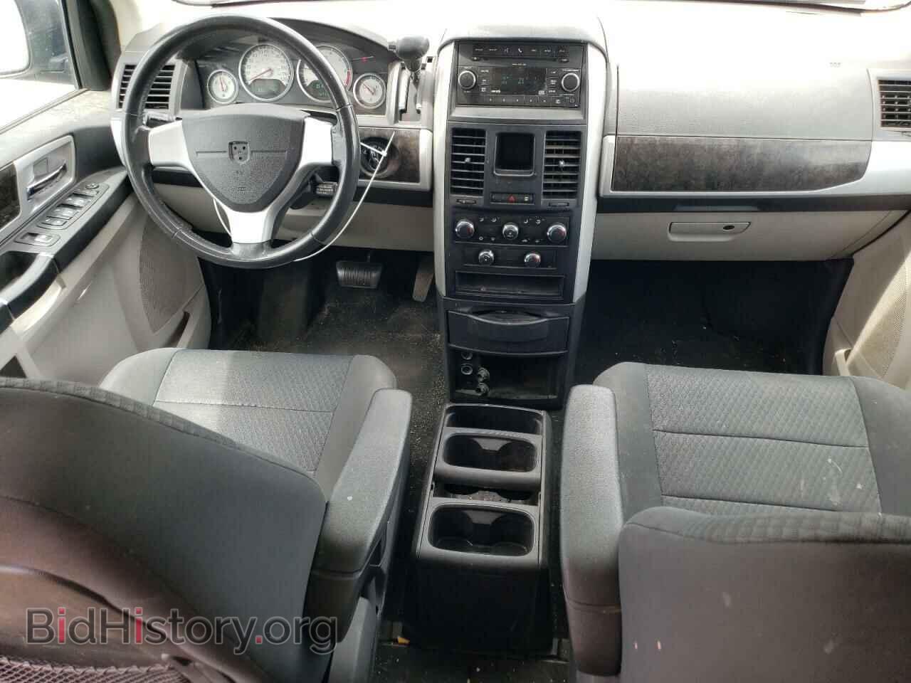 2010 DODGE CARAVAN - VIN: 2D4RN5D10AR458561 - Фото 8