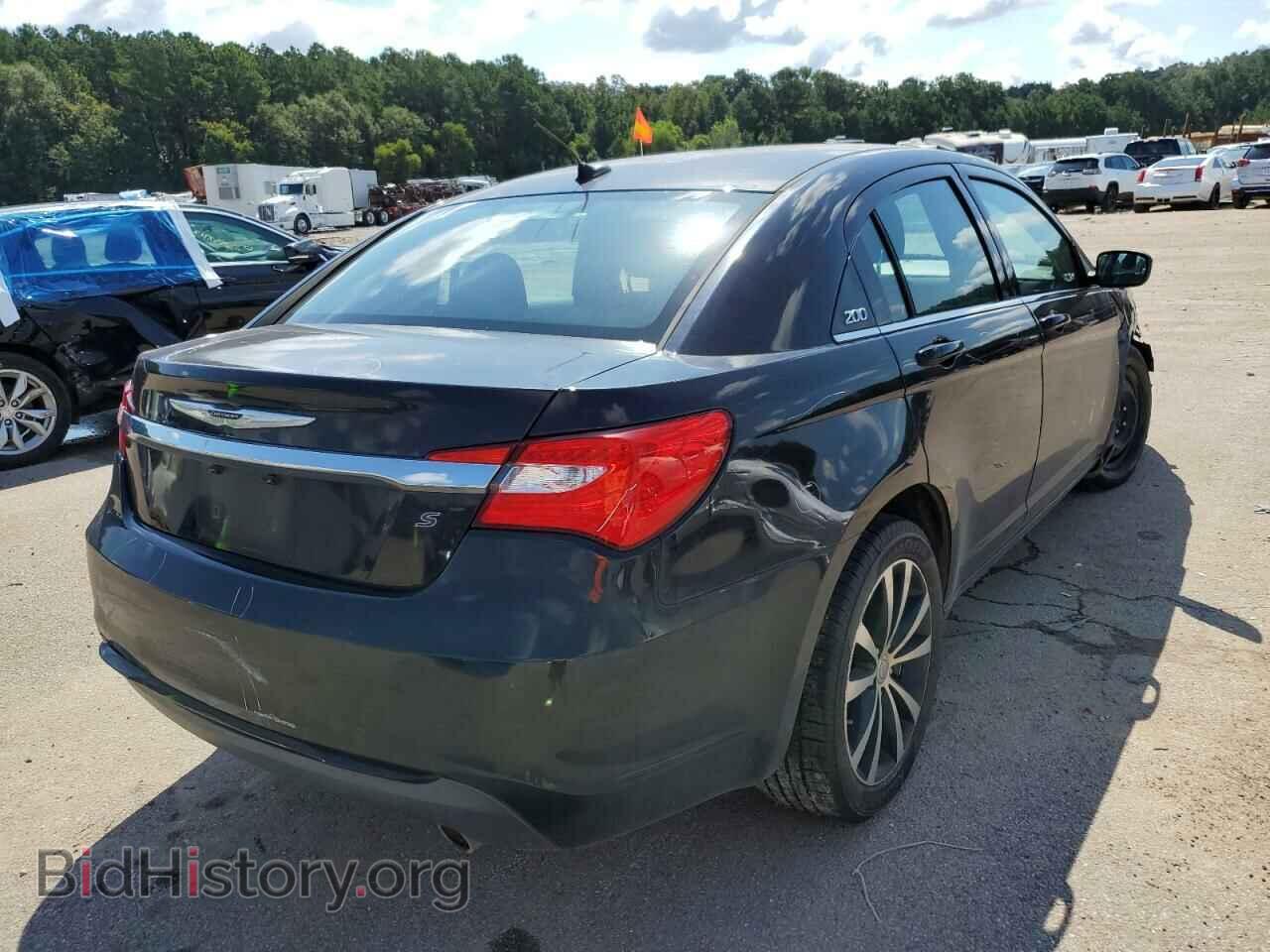 2013 CHRYSLER 200 - VIN: 1C3CCBBG3DN718004 - Фото 4
