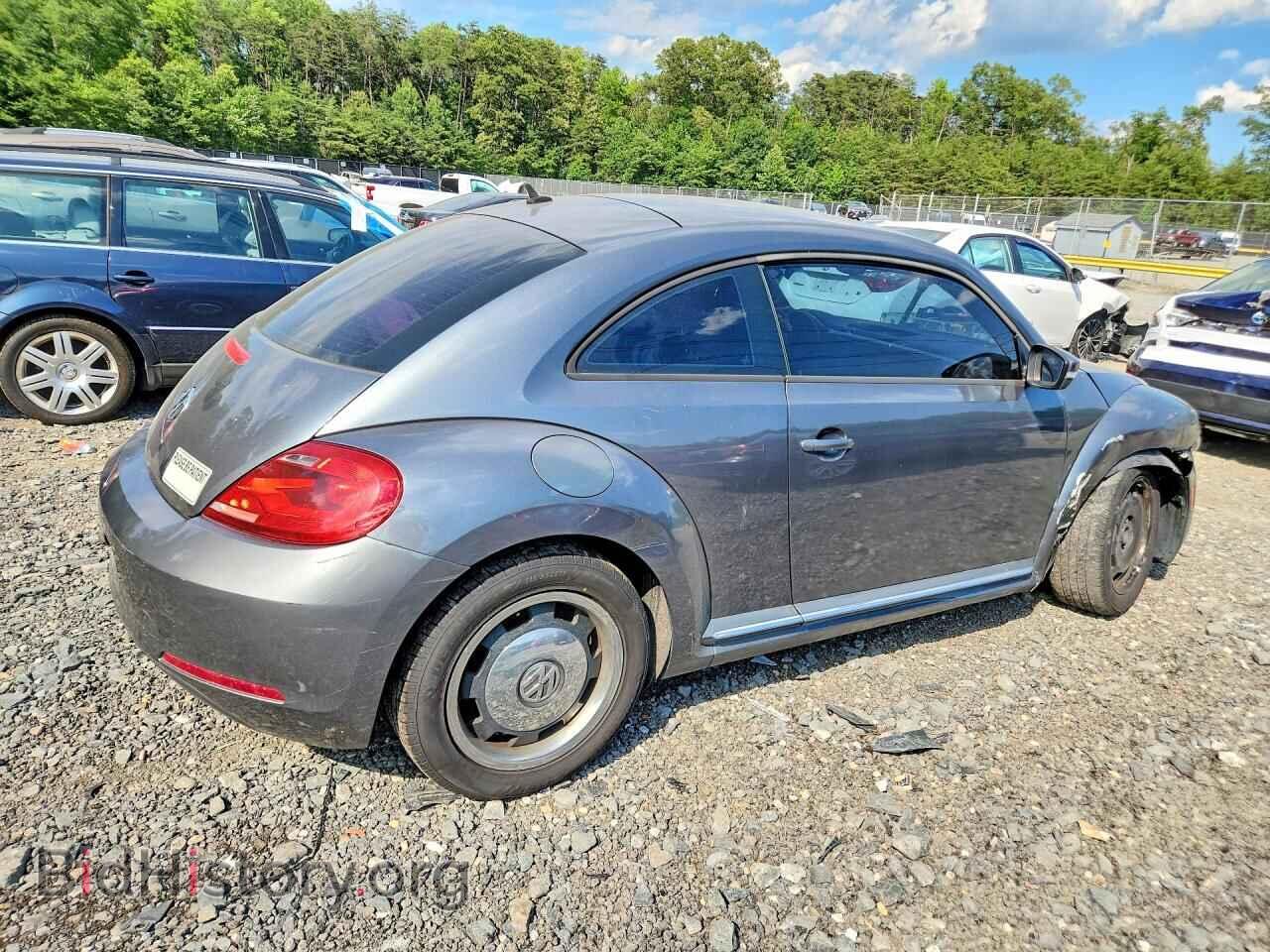 2012 VOLKSWAGEN BEETLE - VIN: 3VWJP7AT1CM632182 - Photo 3