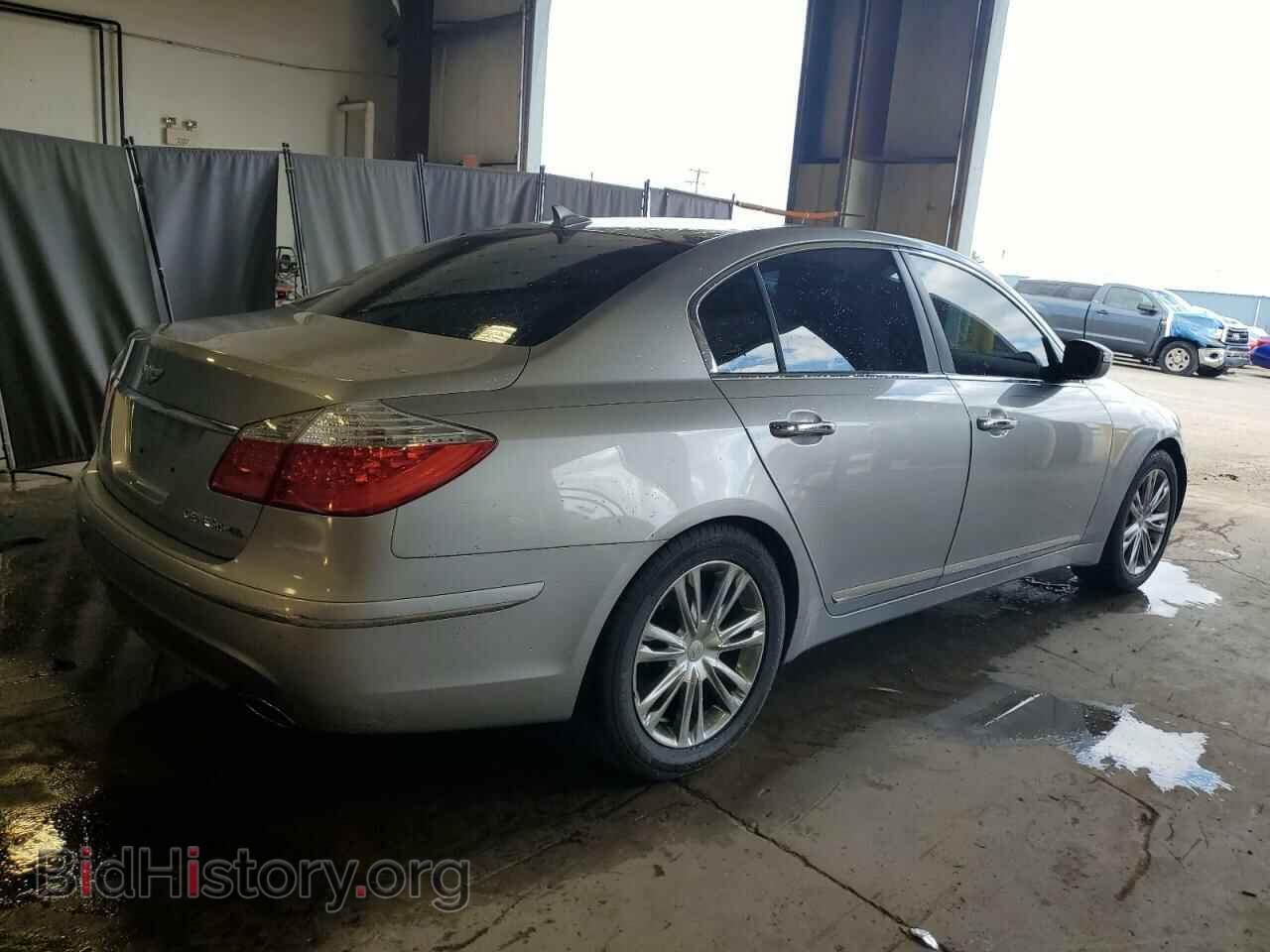 2011 HYUNDAI GENESIS - VIN: KMHGC4DF2BU127738 - Фото 3
