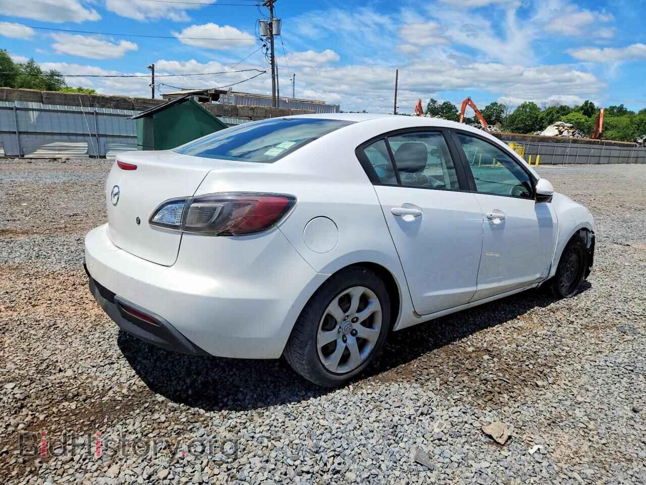 2011 MAZDA 3 - VIN: JM1BL1UG4B1355456 - Photo 3