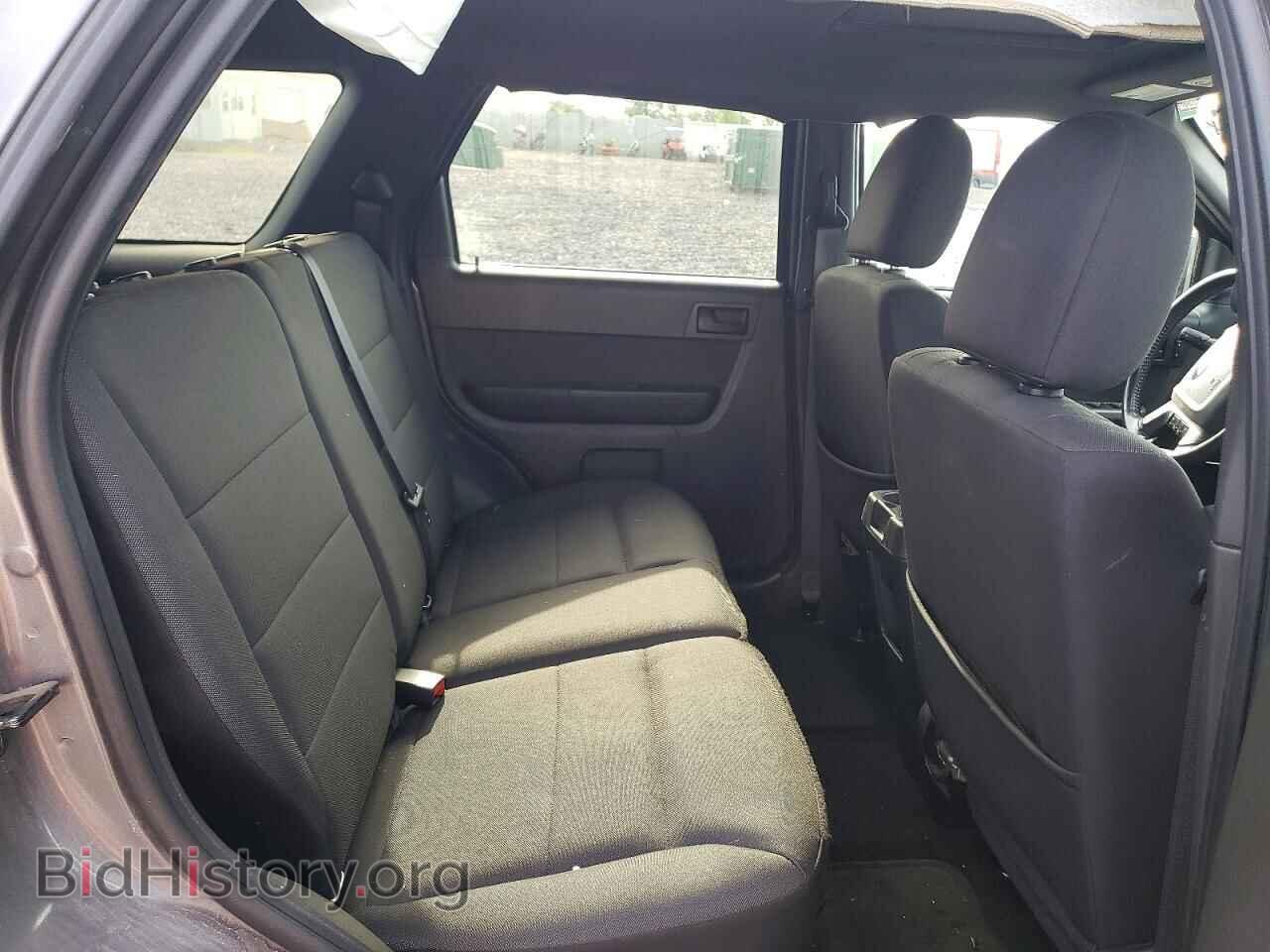 2011 FORD ESCAPE - VIN: 1FMCU0DG3BKB22282 - Photo 10