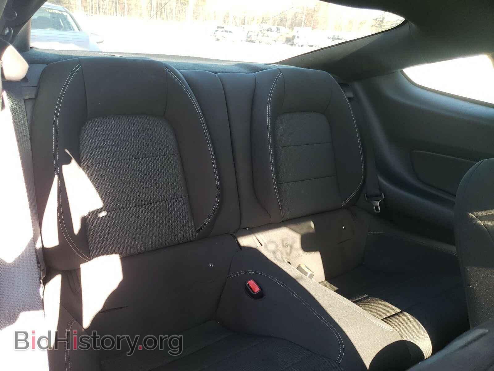 2016 FORD MUSTANG - VIN: 1FA6P8AM8G5261823 - Фото 6