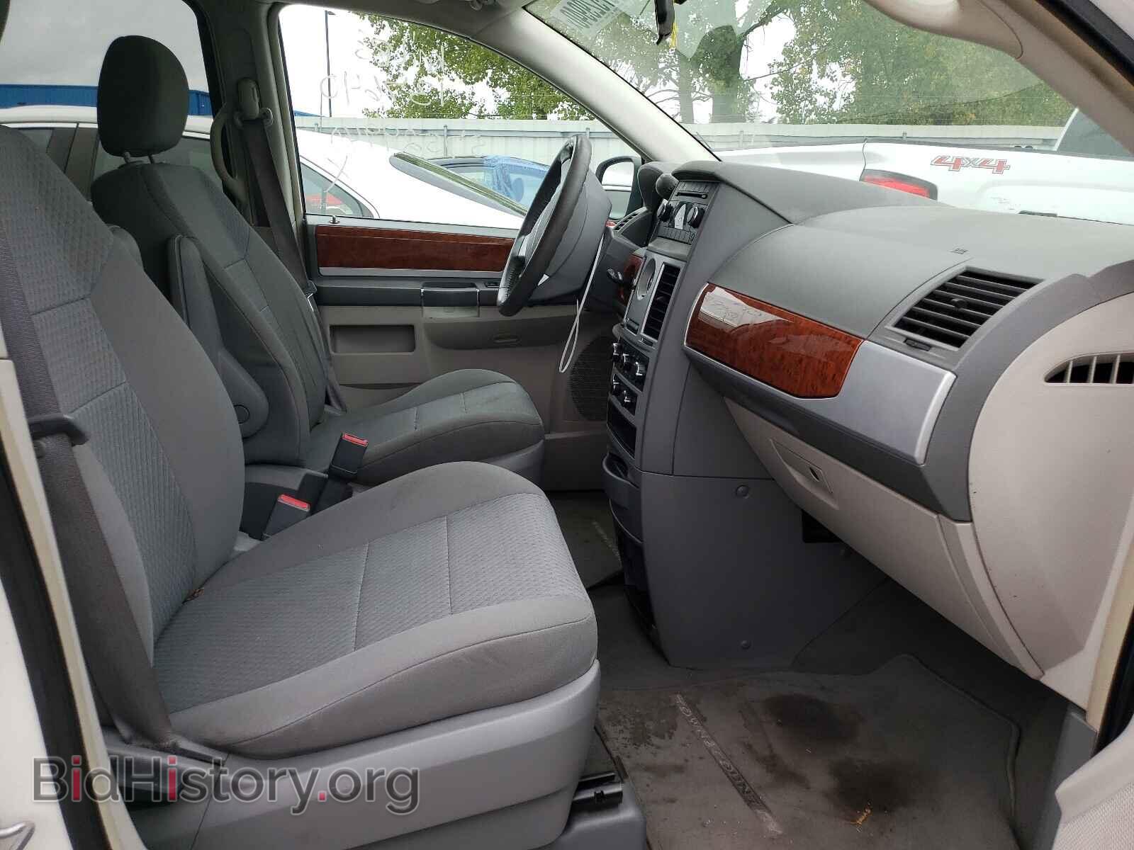 2009 CHRYSLER MINIVAN - VIN: 2A8HR54139R596516 - Фото 5