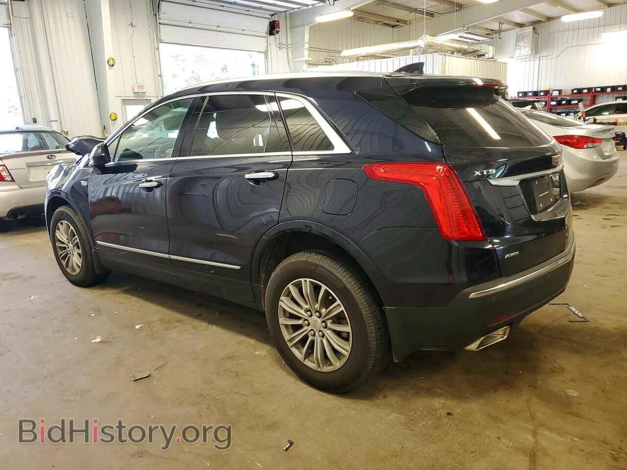2017 CADILLAC XT5 - VIN: 1GYKNDRSXHZ211925 - Фото 2