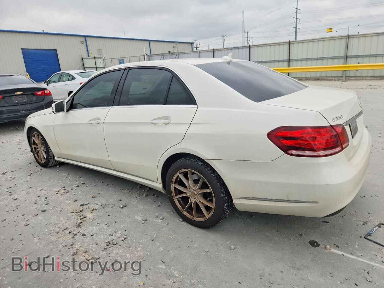2015 MERCEDES-BENZ E-CLASS - VIN: WDDHF5KB3FB141404 - Фото 2