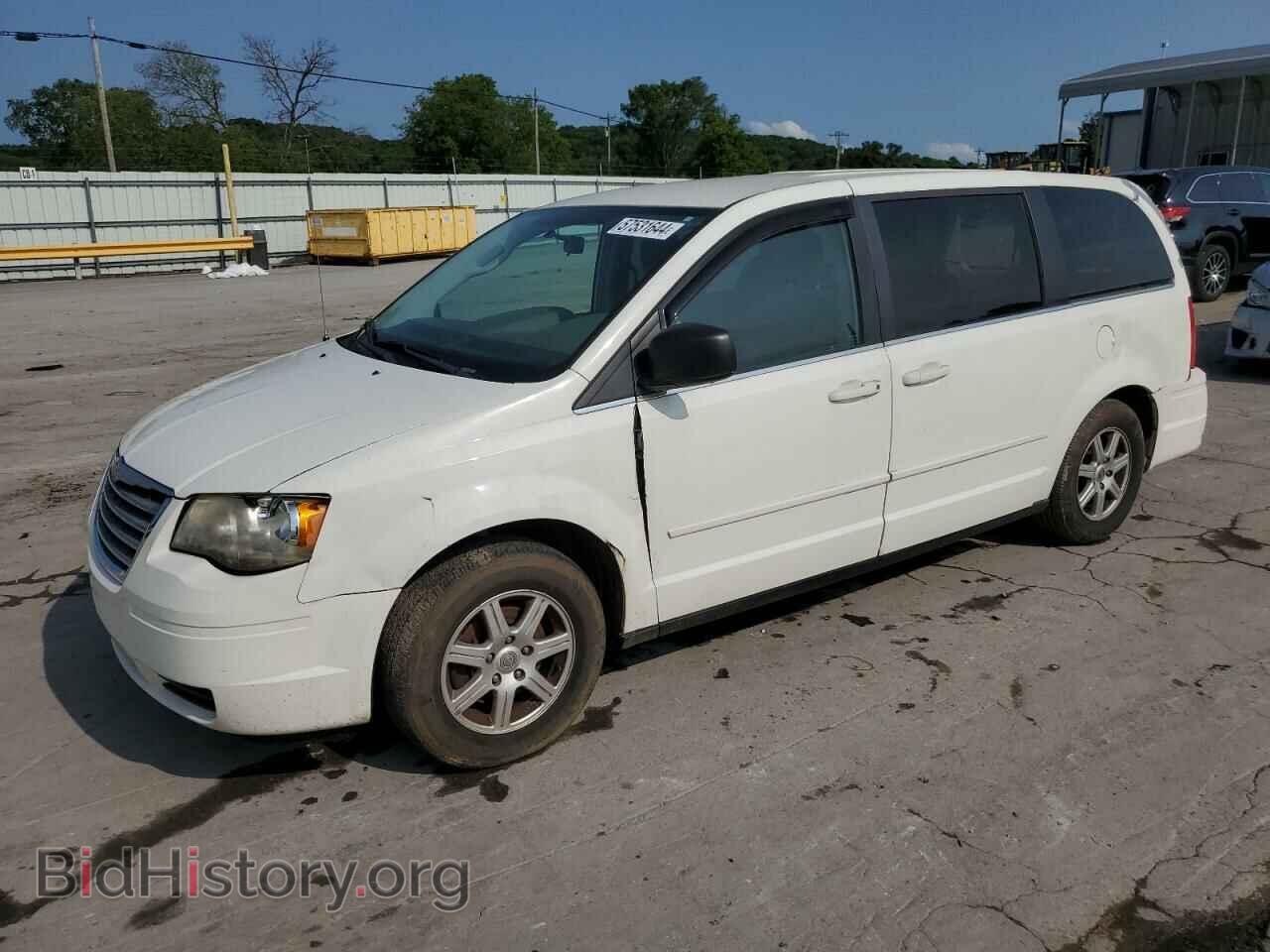 Photo 2A4RR2D16AR414848 - CHRYSLER MINIVAN 2010