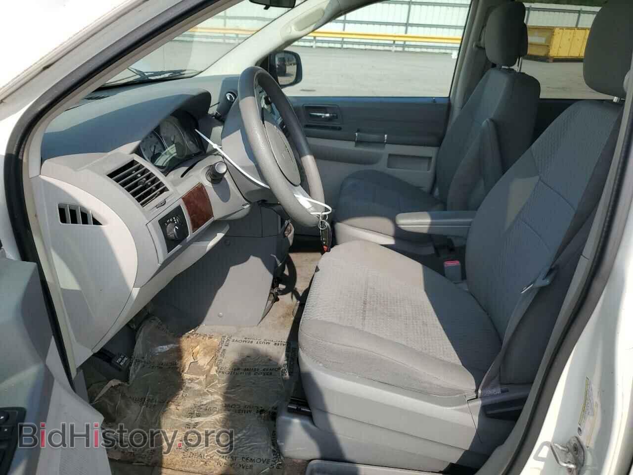 2010 CHRYSLER MINIVAN - VIN: 2A4RR2D16AR414848 - Photo 7
