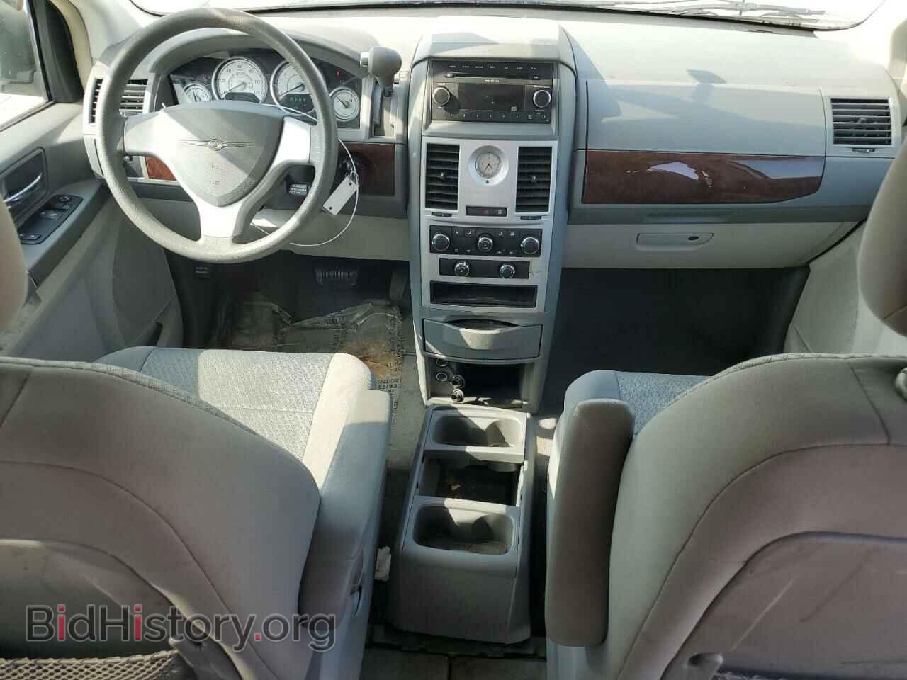 2010 CHRYSLER MINIVAN - VIN: 2A4RR2D16AR414848 - Photo 8